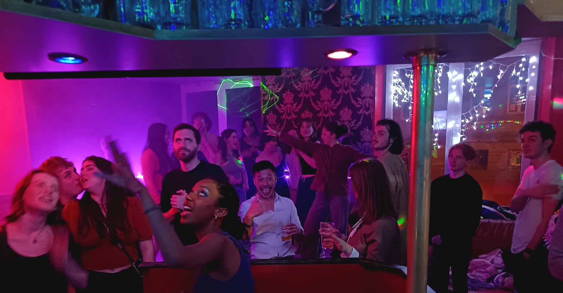 Photo Le Bar'Atteint