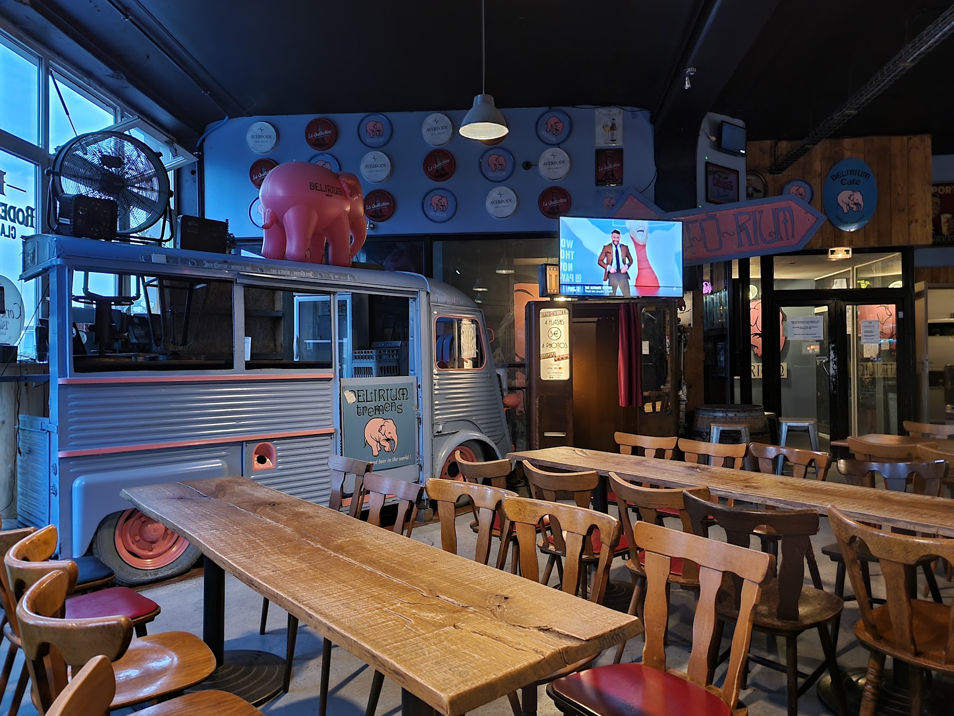 Photo Delirium Café