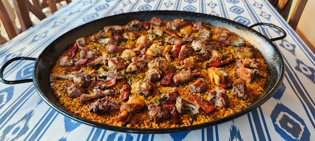 Photo Paella del sol (champion de France de paella 2024 & 2 ème International paella VALENCIANA au feu de bois 2025)