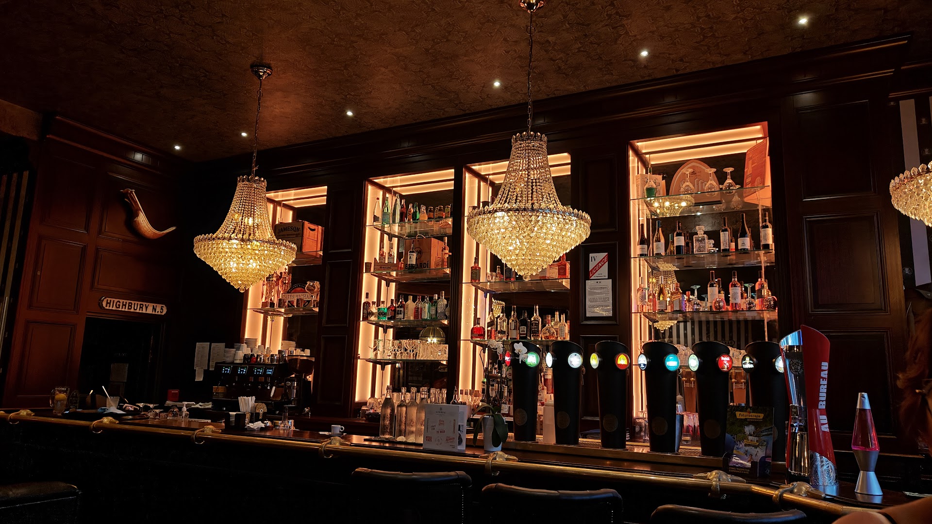 Photo Au Bureau - Pub et Brasserie