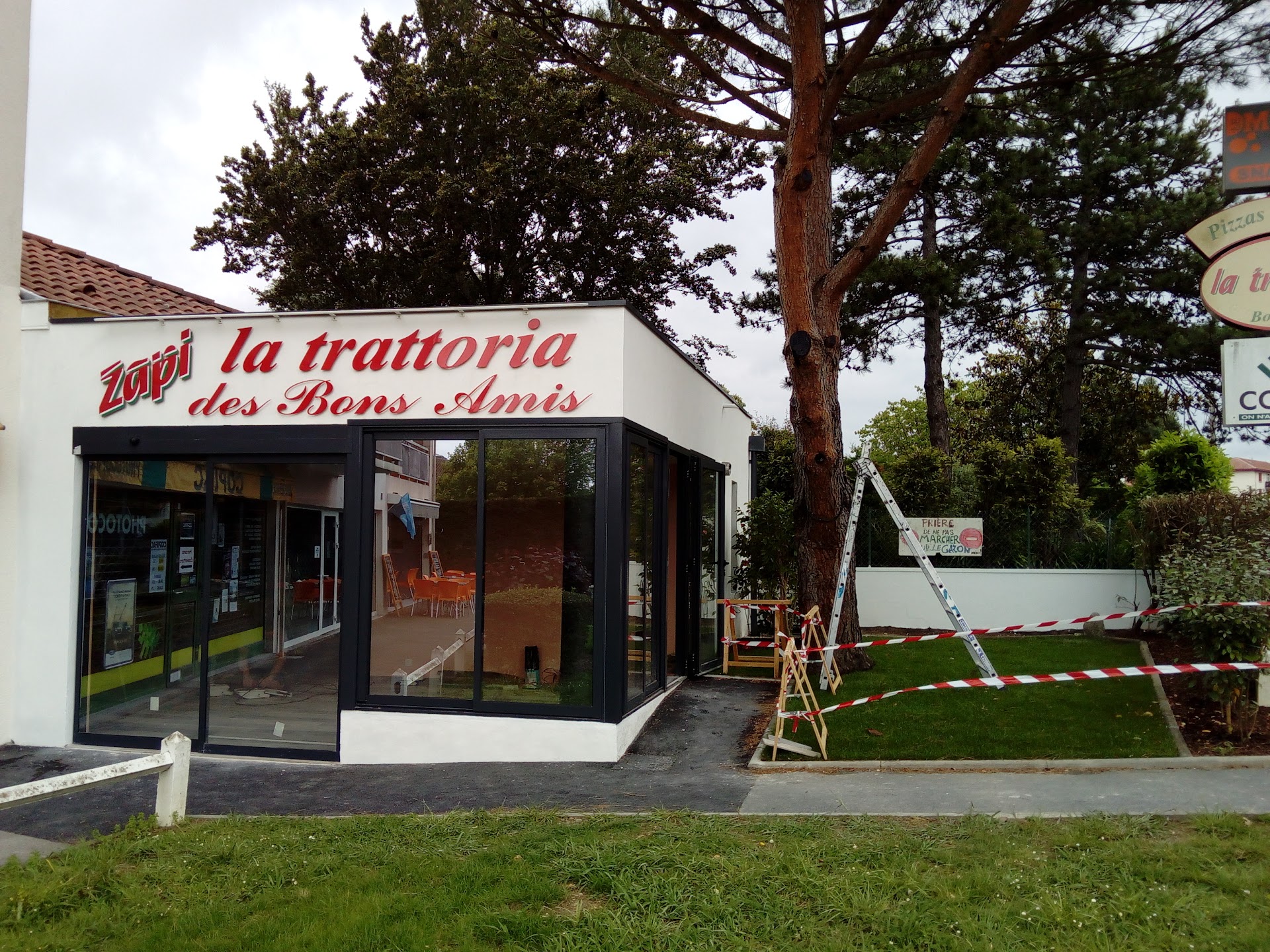 Photo Zapi - Restaurant Italien - Pizzéria ‍ La Trattoria Des Bons Amis