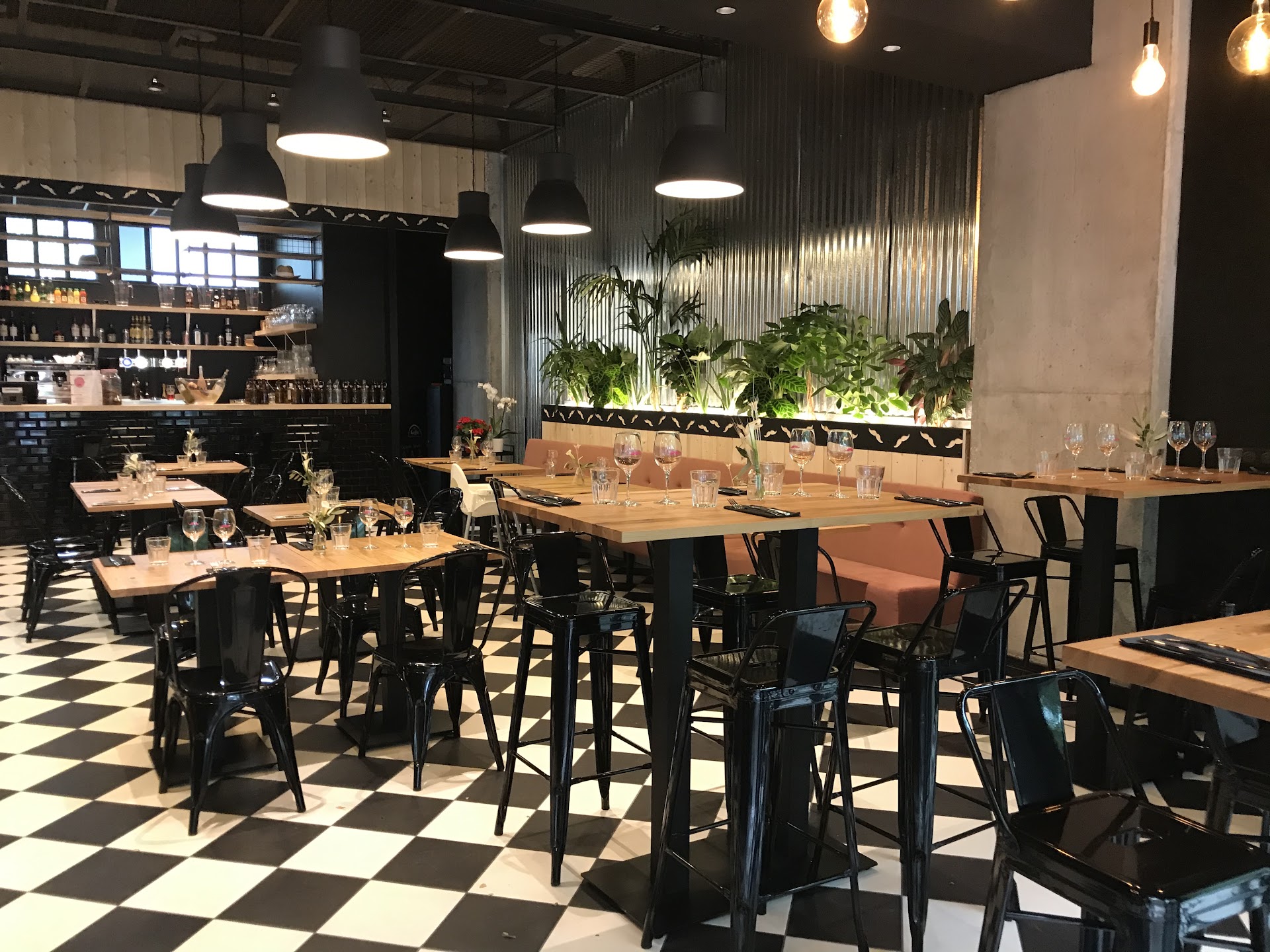 Photo Les Dames Moustache