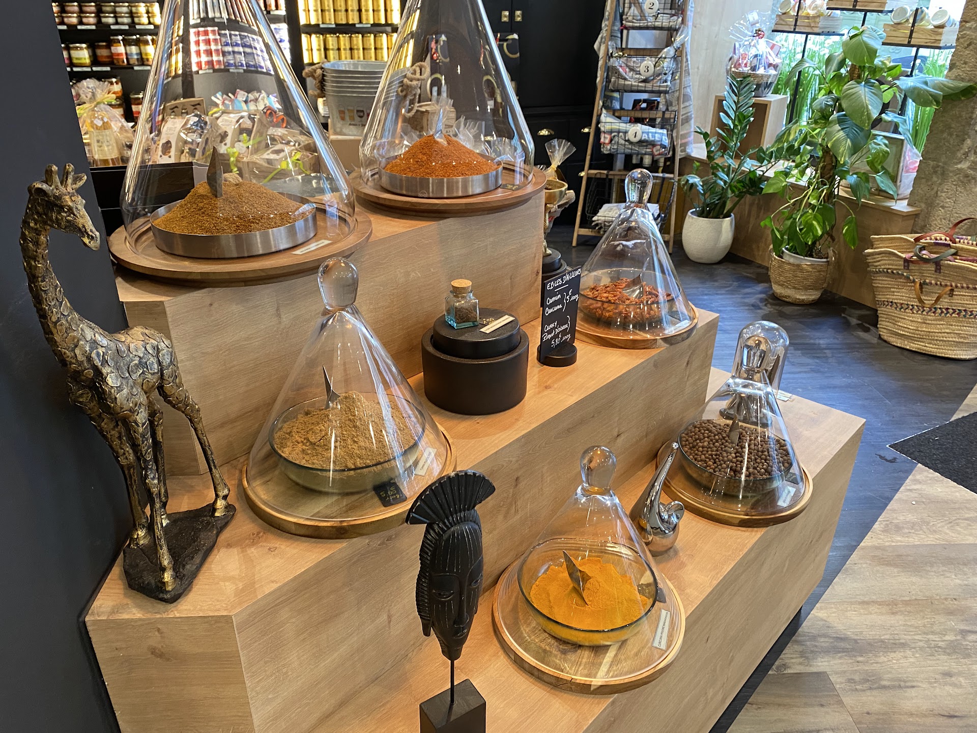 Photo Maison Francis Miot - Boutique Pau centre - Salon de thé