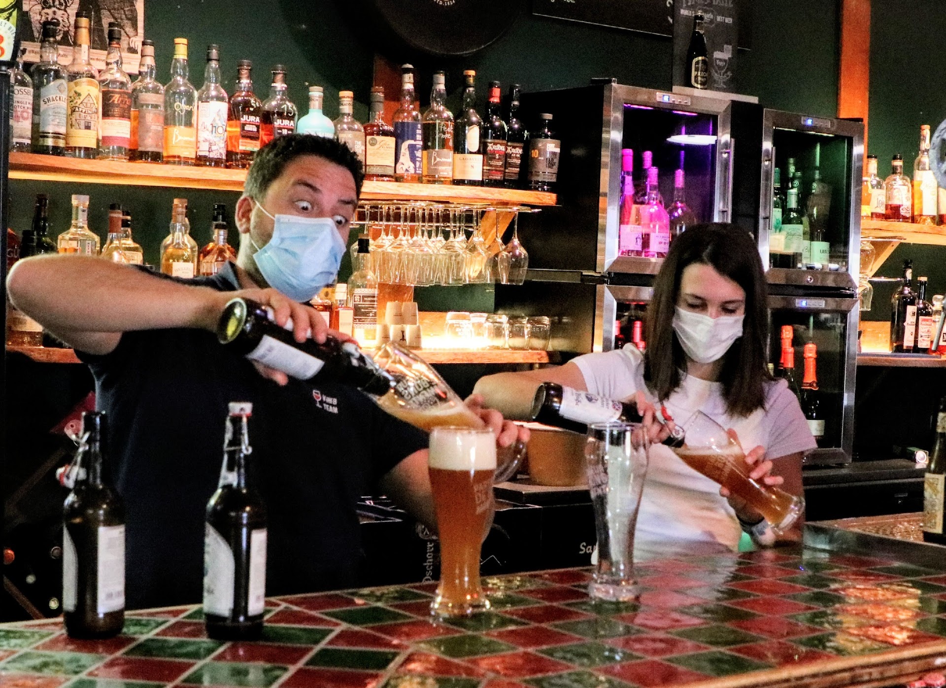 Photo V and B Bizanos