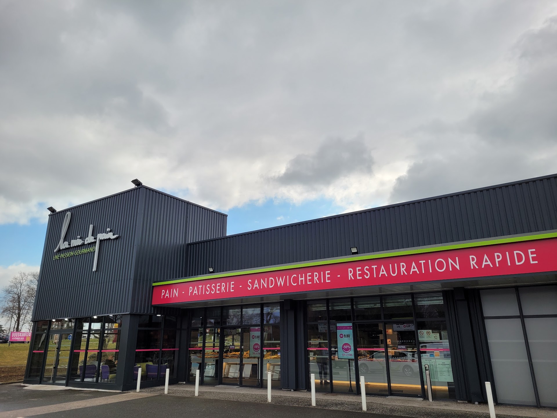 Photo LE FOURNIL DU ROND POINT D'IDRON