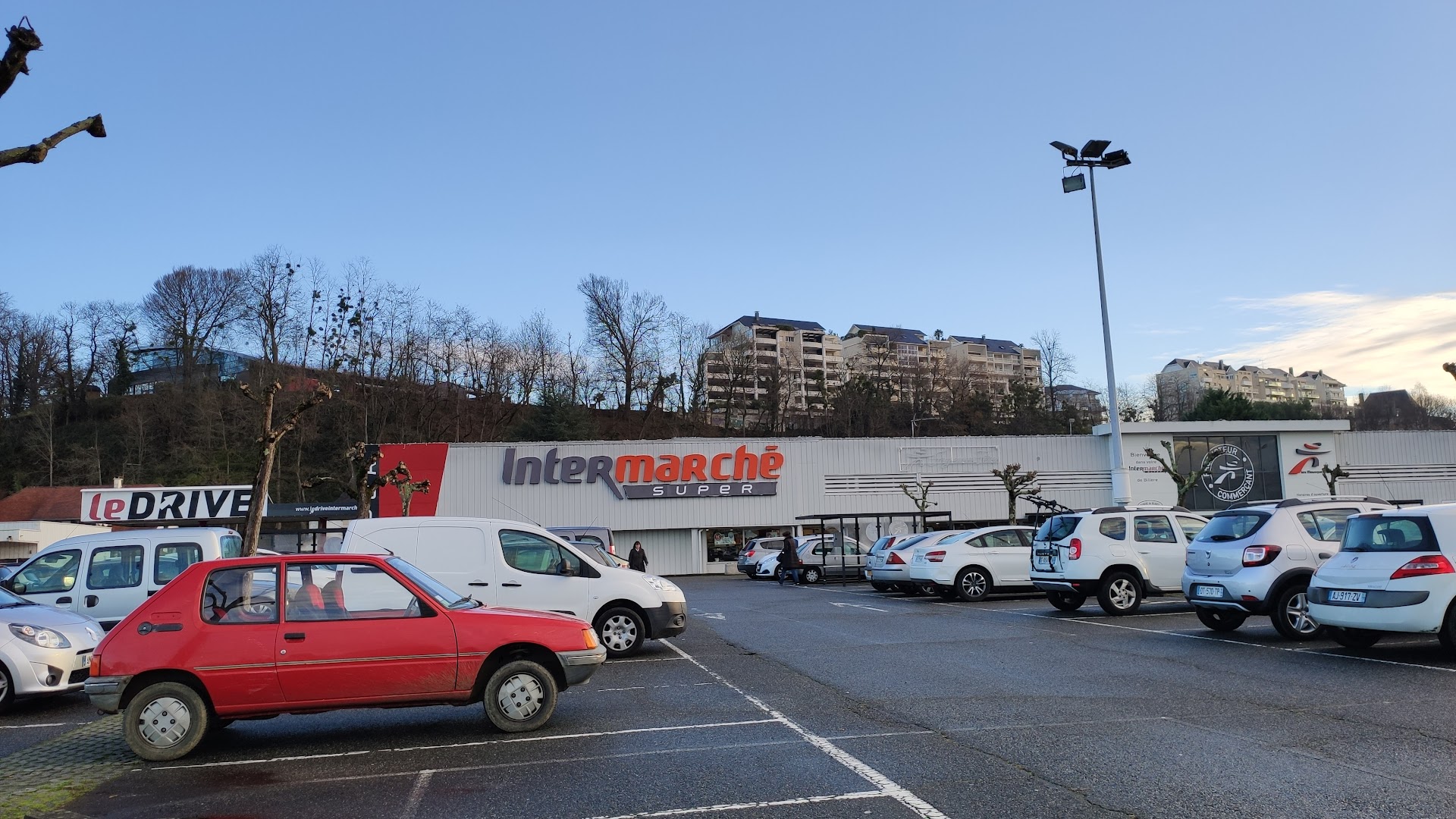 Photo Intermarché station-service Billère