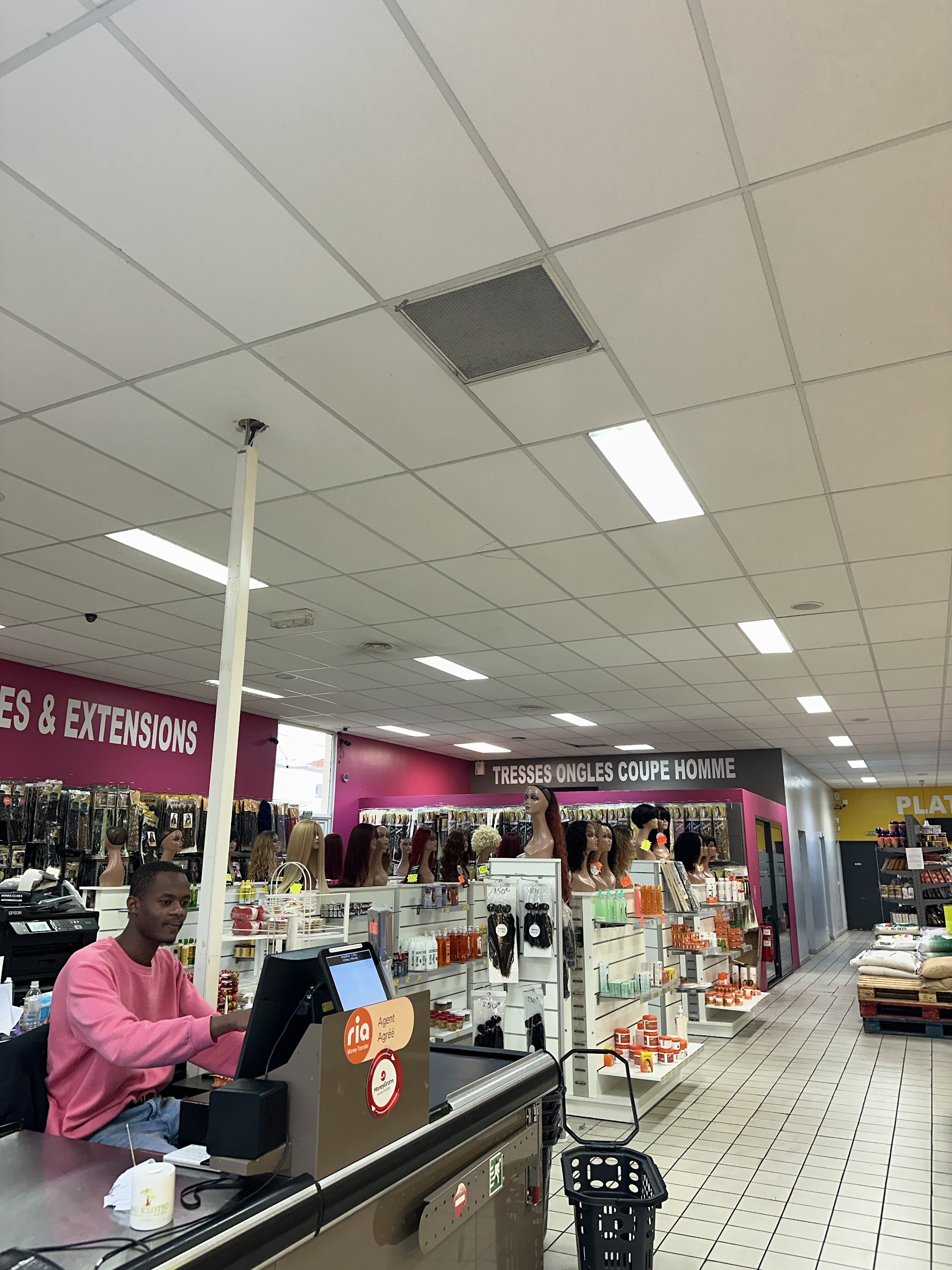 Photo Pau exotic 23 (Boutique exotique)