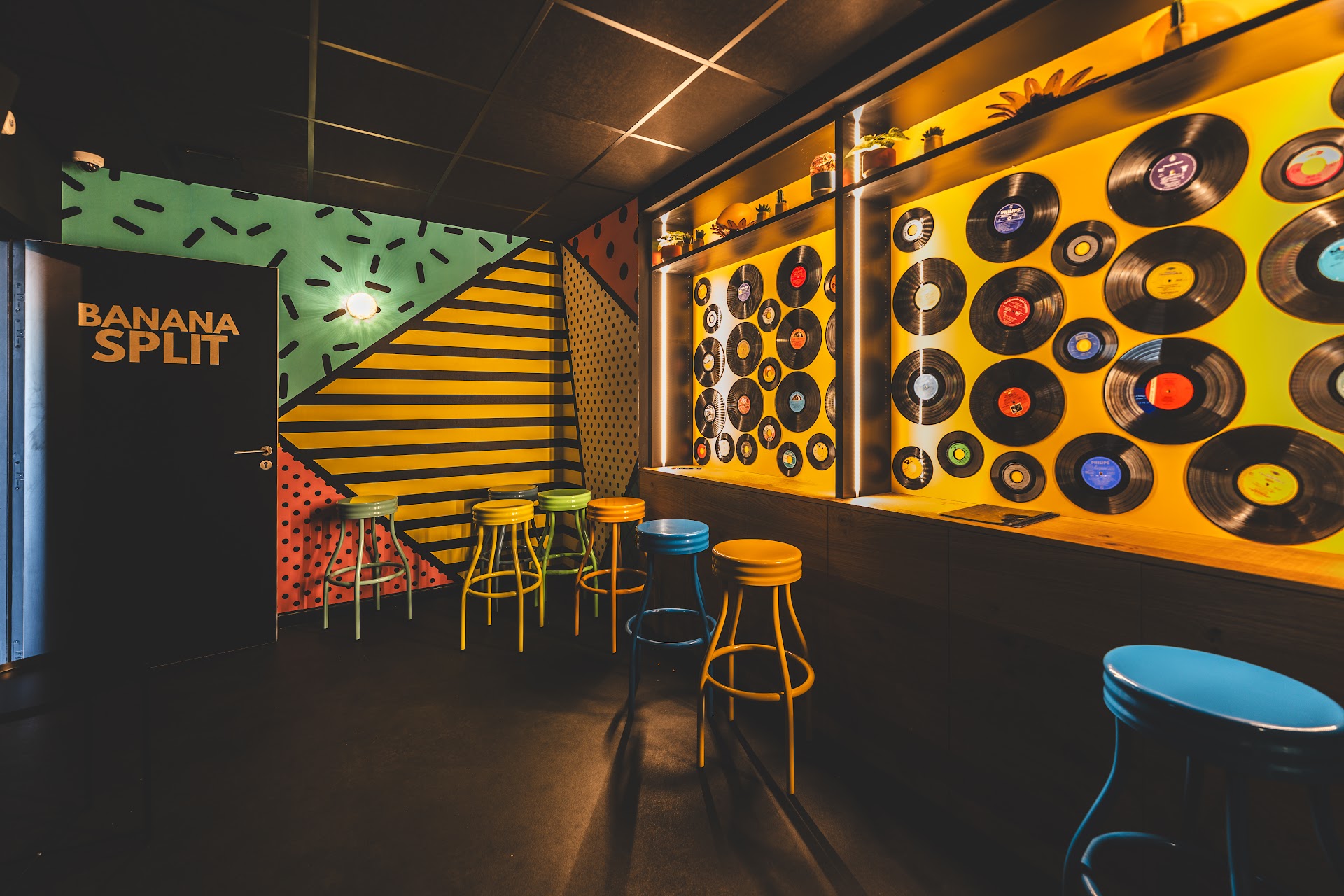 Photo FLOW Karaoke Box - BlindTest - Bar à Cocktails