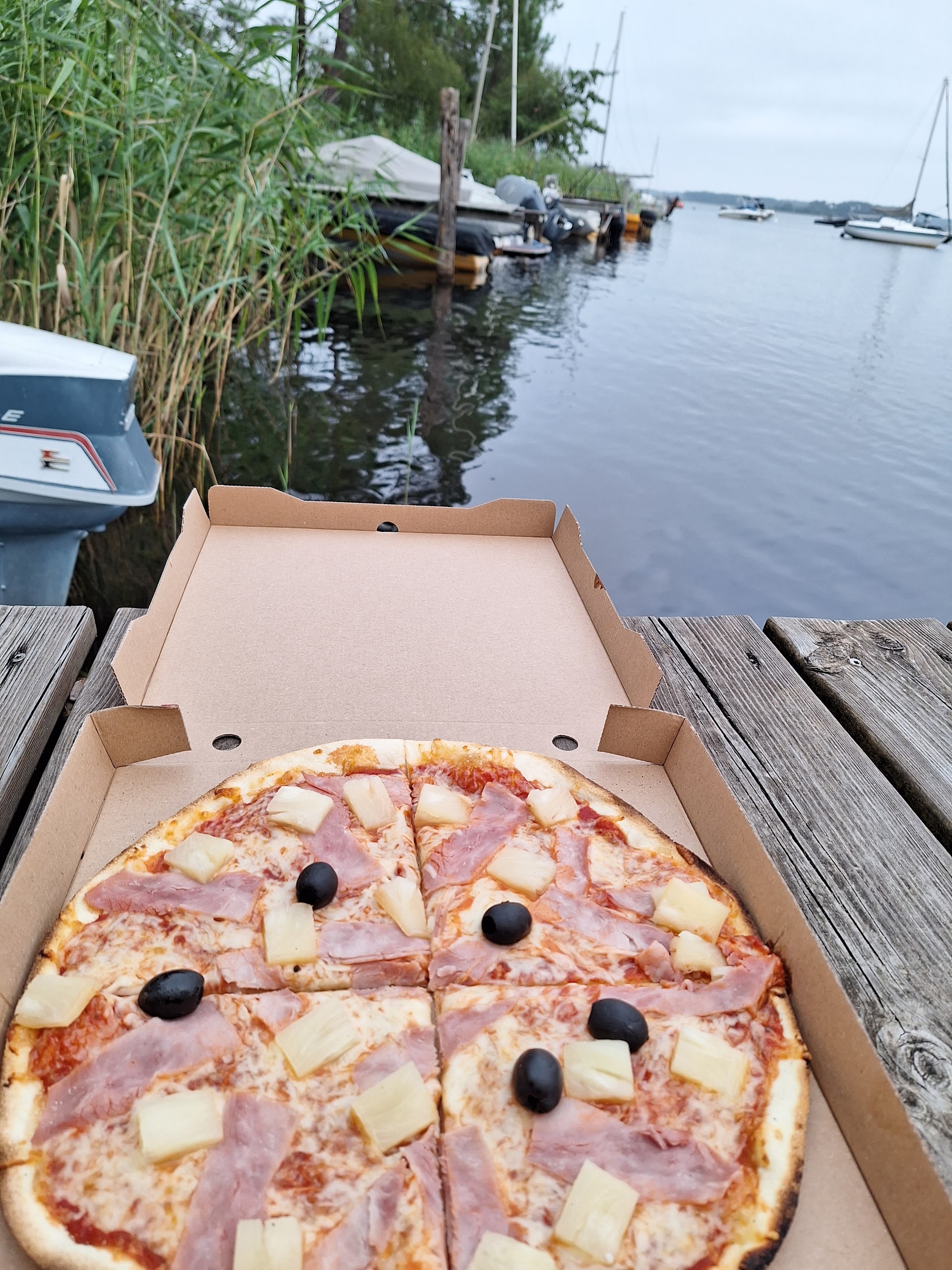 Photo La pizza du lac