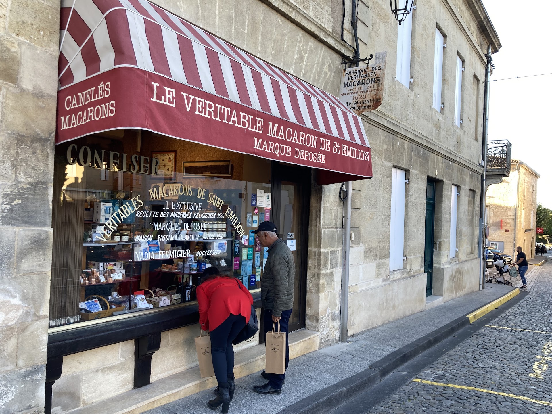 Photo Macarons de Saint-Émilion - Nadia Fermigier
