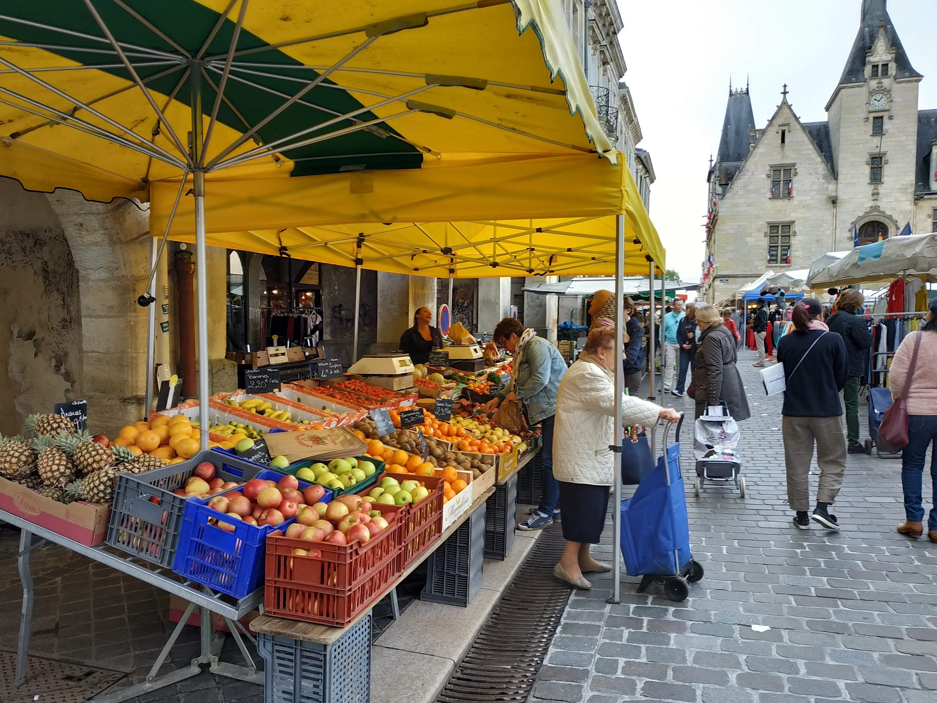 Photo Carrefour Contact