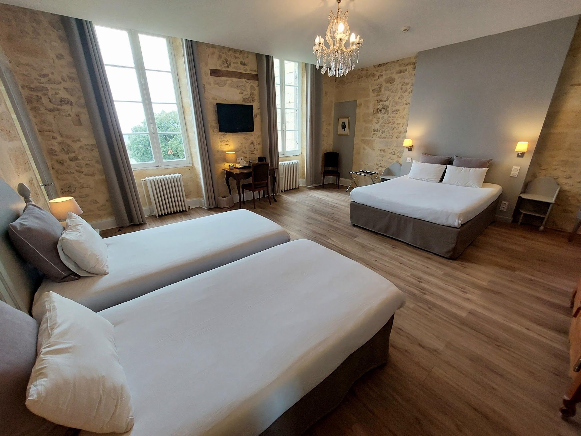 Photo Demeures & Châteaux Fleur de Roques