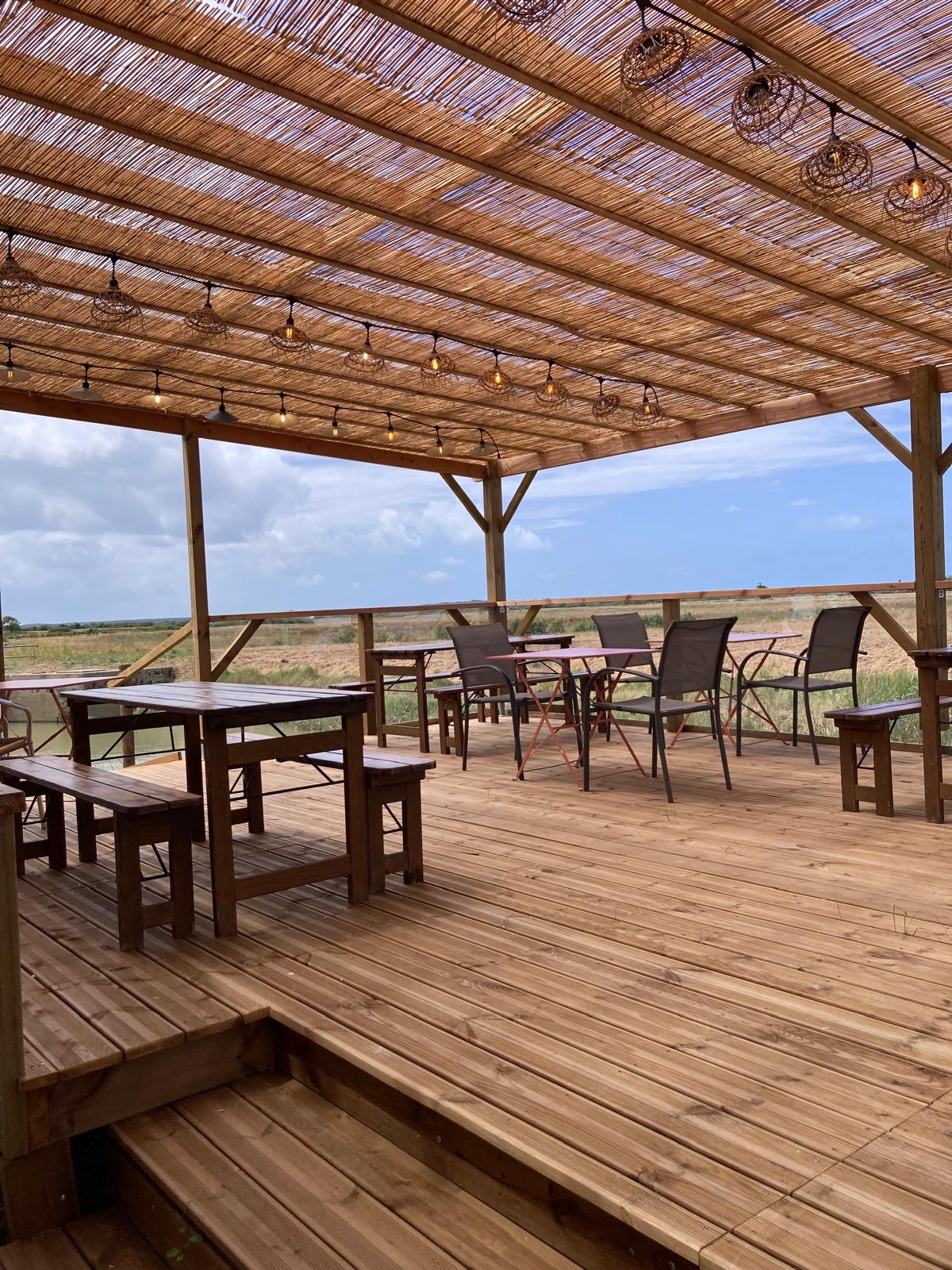 Photo La cigogne sur le toit