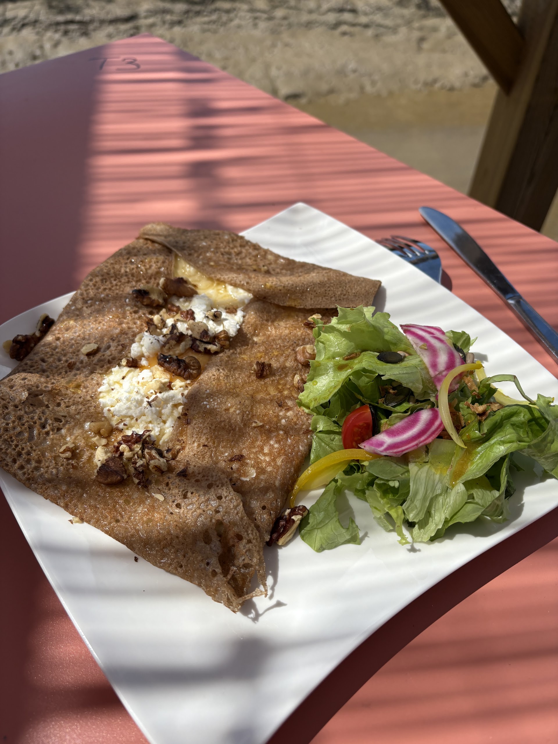 Photo La cigogne sur le toit