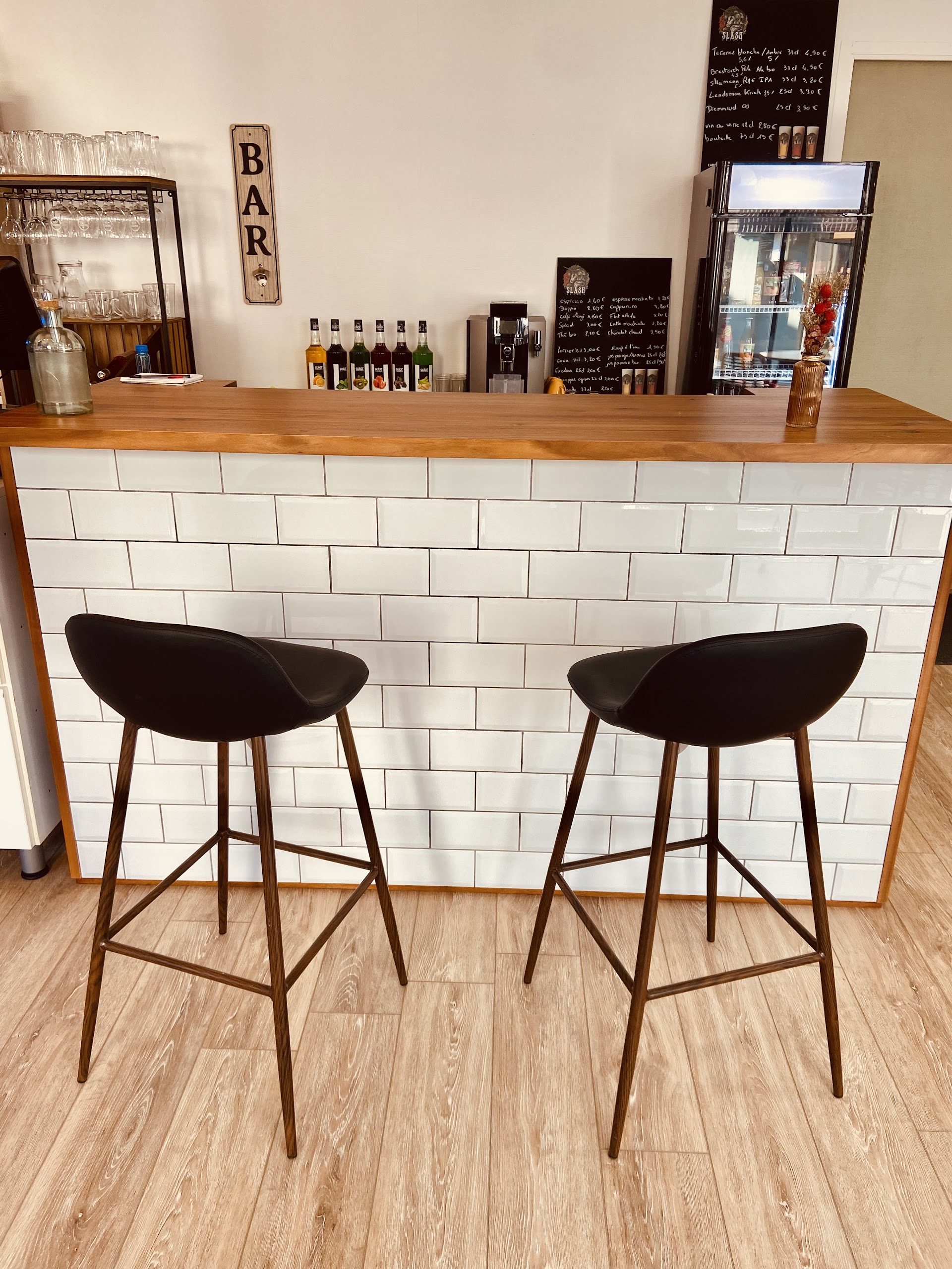 Photo CE VAPOT CROZON - Le Petit Vapoteur Partner - Cigarettes électroniques - E-liquides - CBD - Café