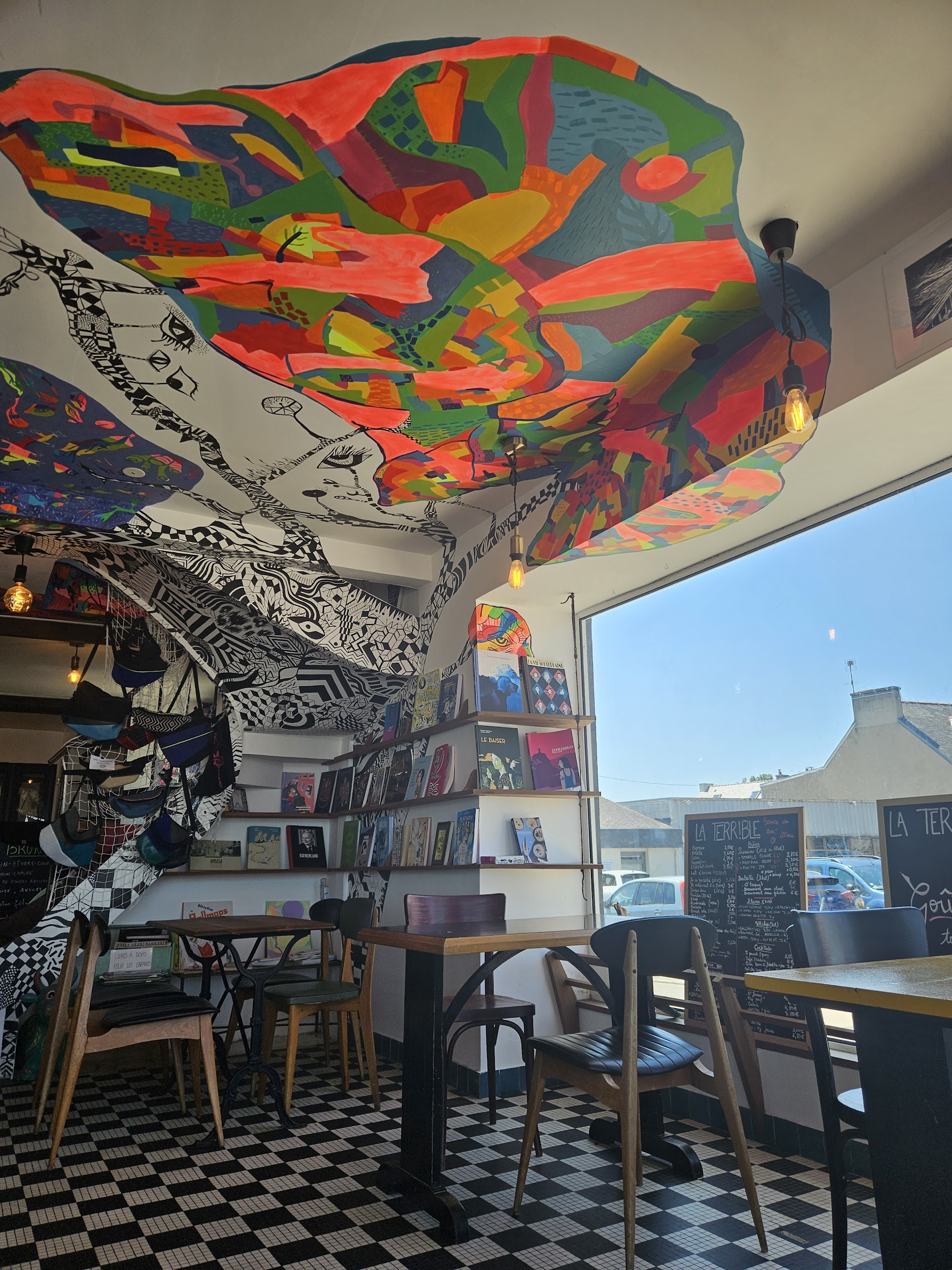 Photo La Terrible Bistro-Libraire