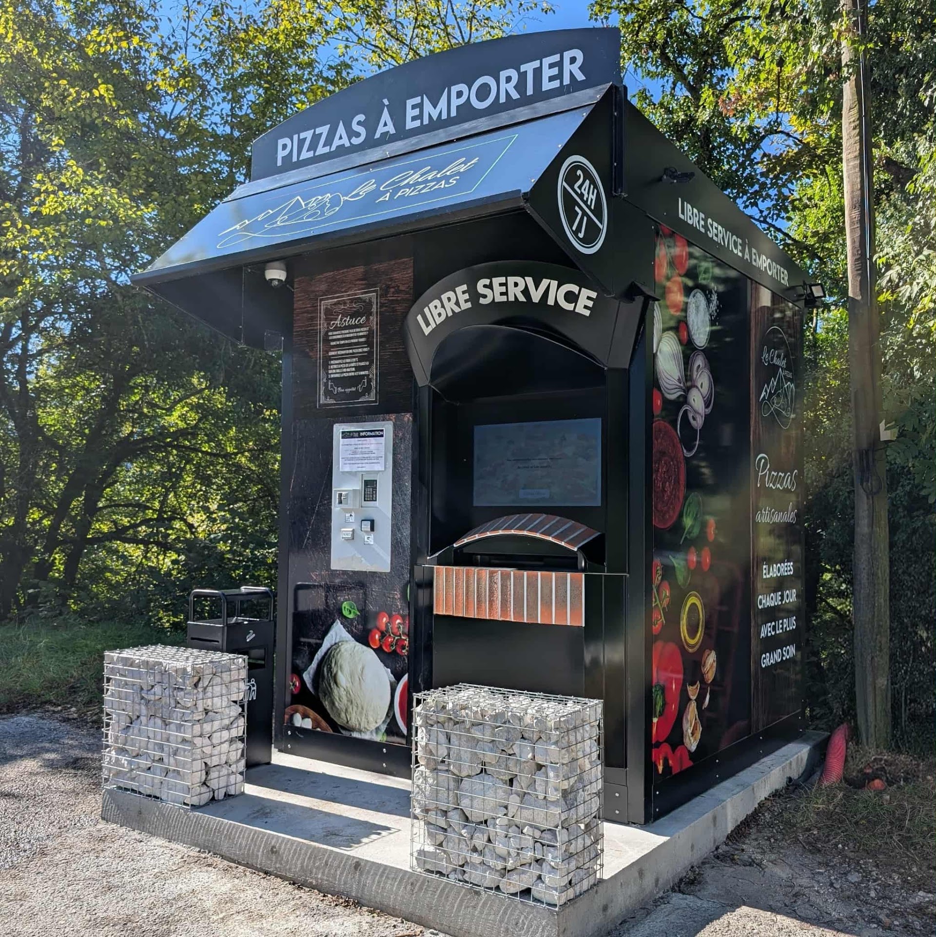 Photo Distributeur 24h/24 - Le Chalet à Pizzas