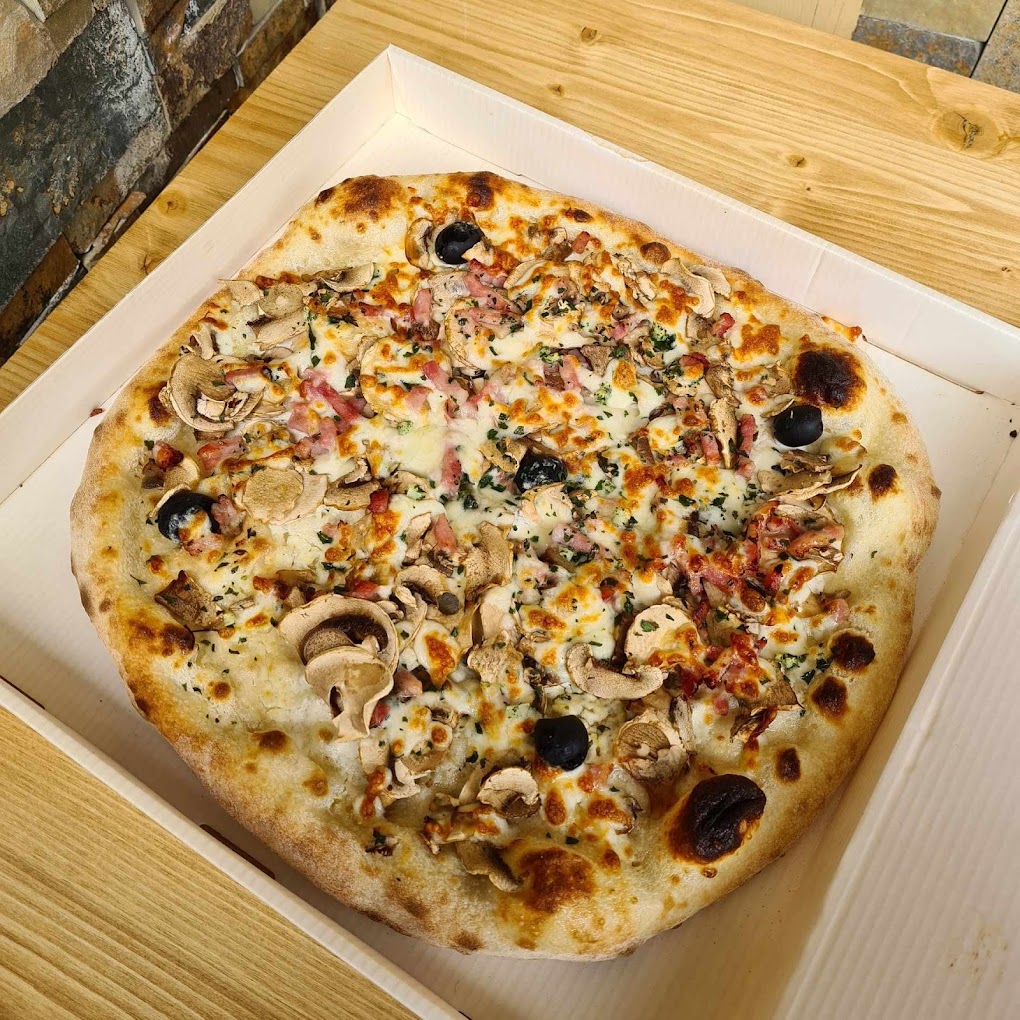 Photo Distributeur 24h/24 - Le Chalet à Pizzas