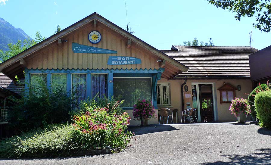 Photo Bar Restaurant Champ Tillet