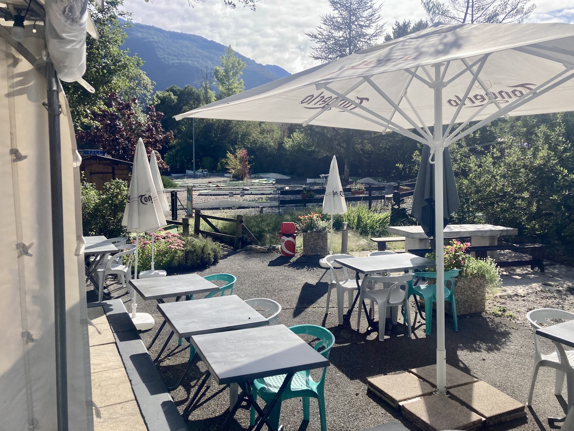 Photo LA BASE Lathuile