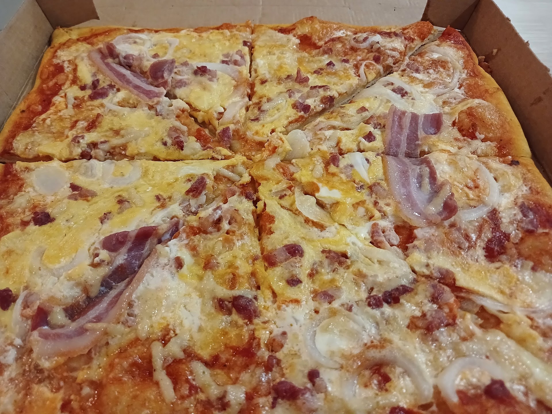 Photo Pizzeria Chez Patricia - La Pizza Carrée