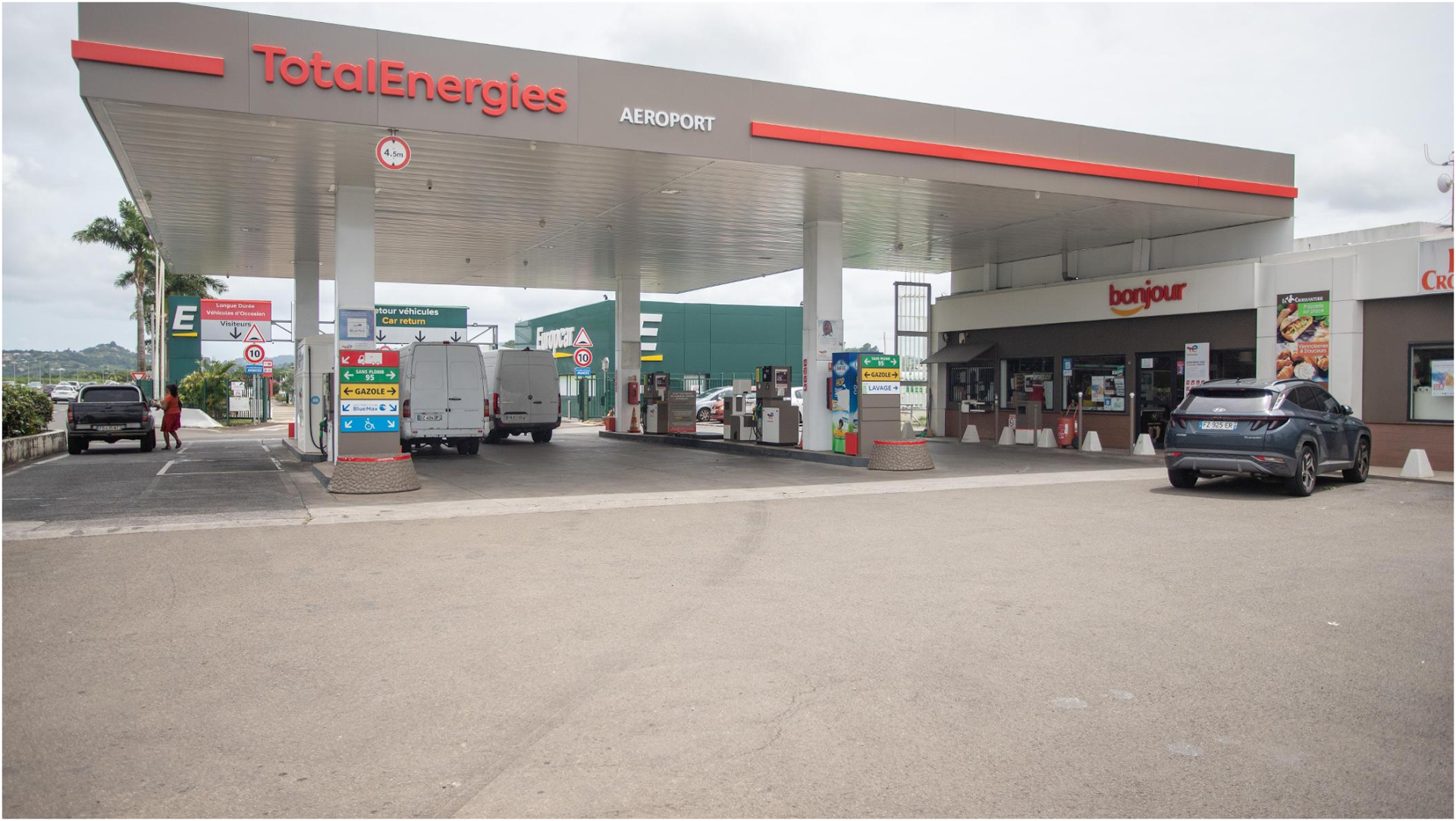Photo Station Services TotalEnergies Aéroport