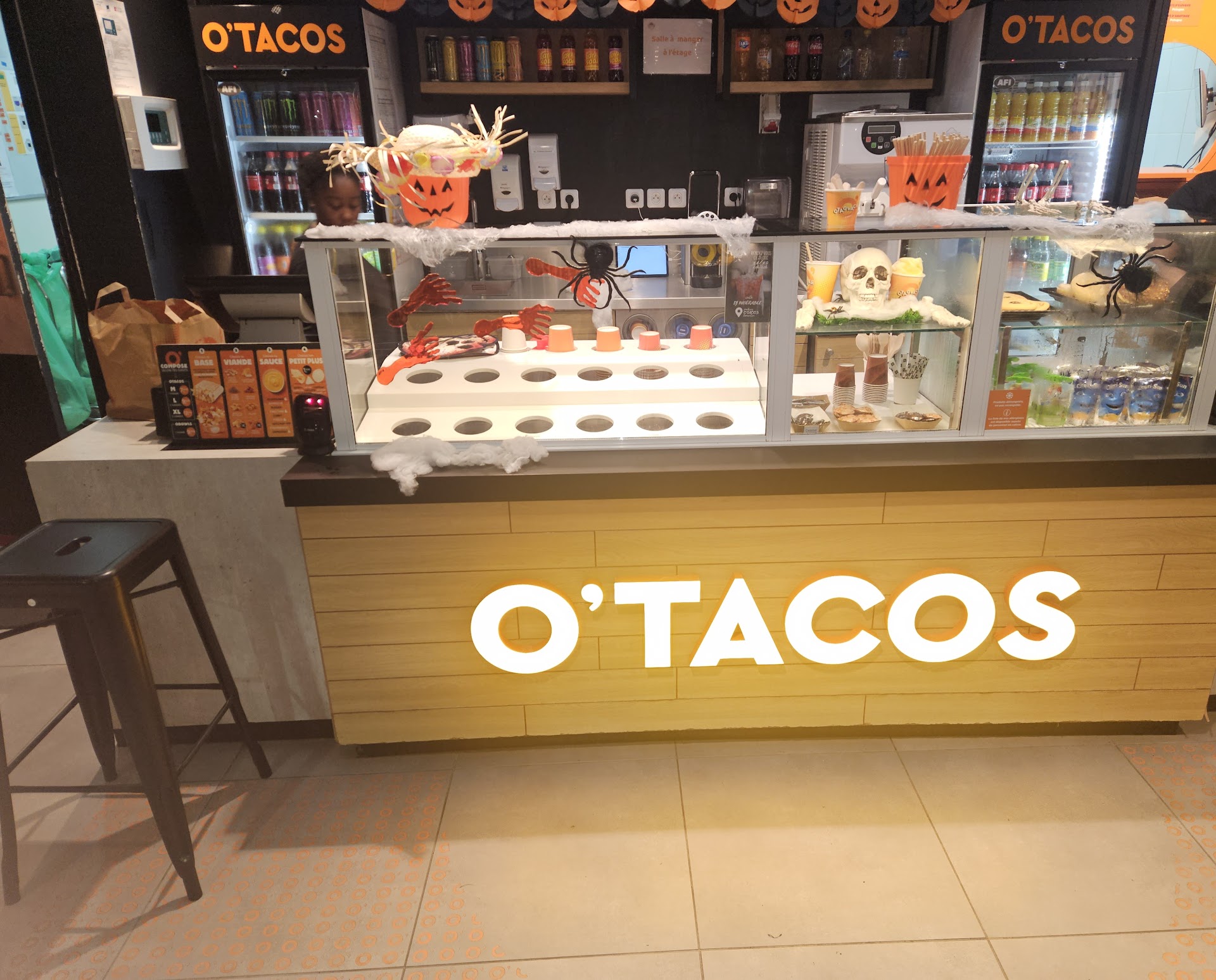 Photo OTACOS PLACE D'ARMES