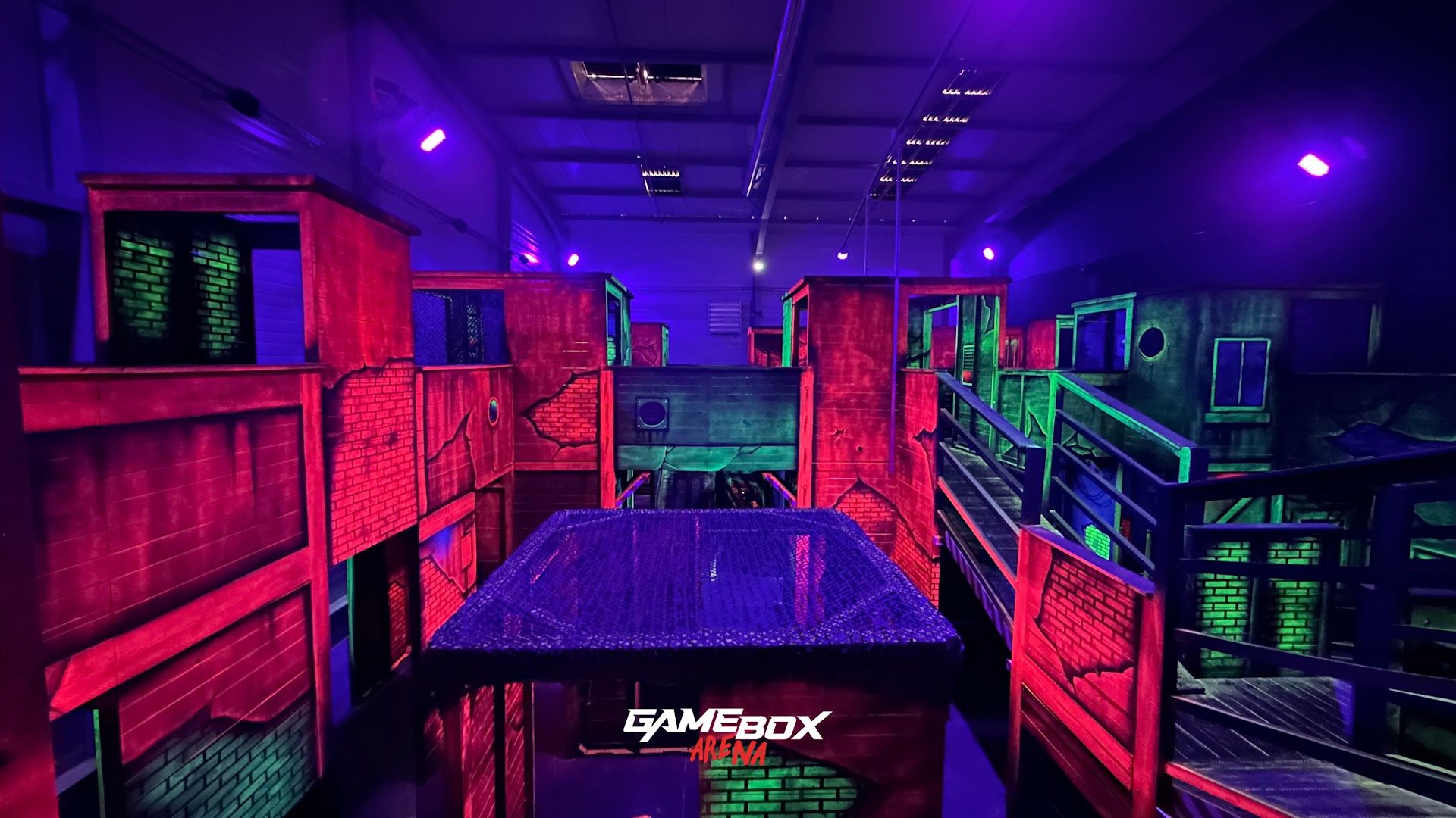 Photo Game Box Arena Nîmes / Smile Pub