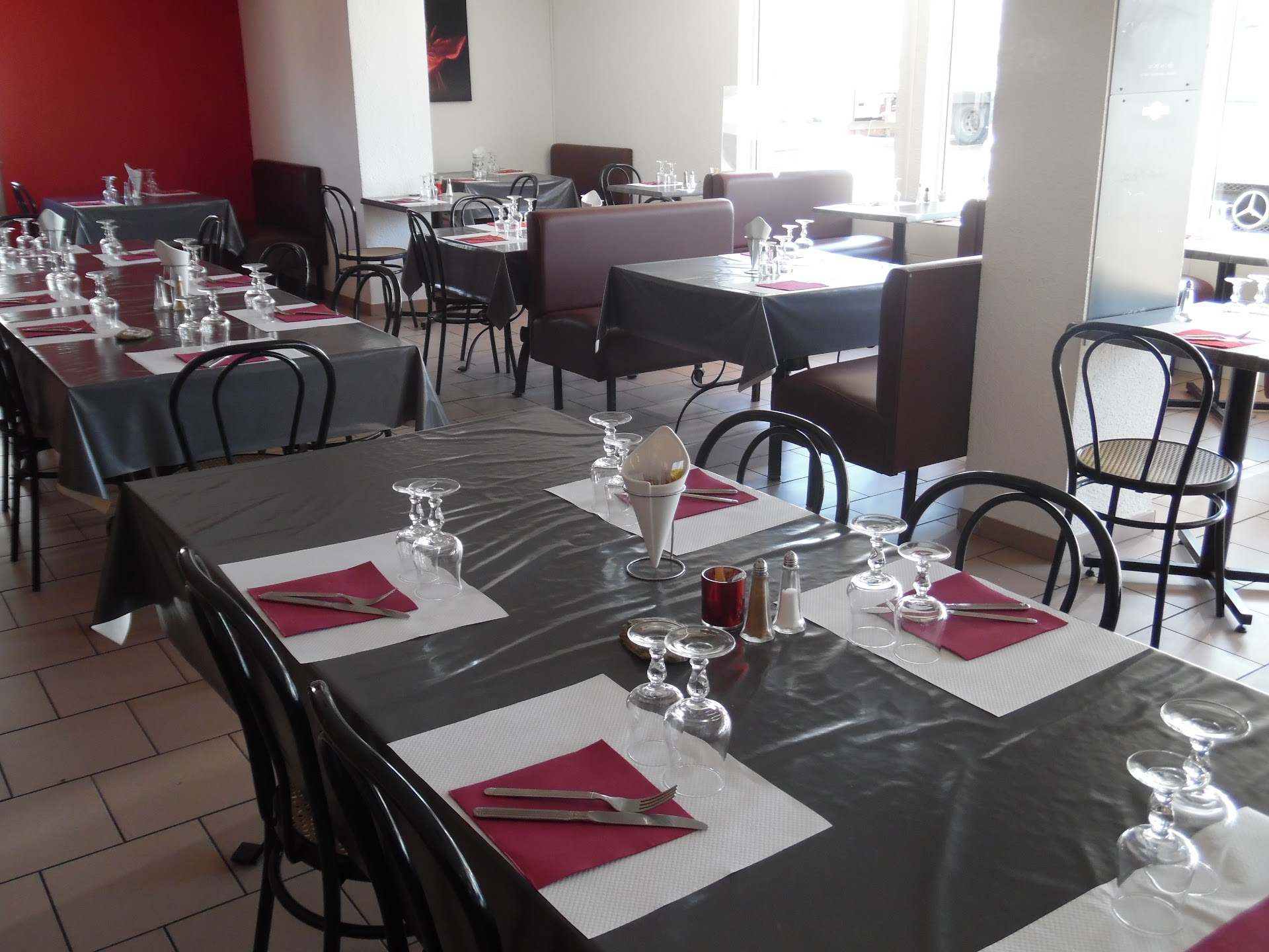 Photo Restaurant Le Petit Marché - Marché Gare Nîmes