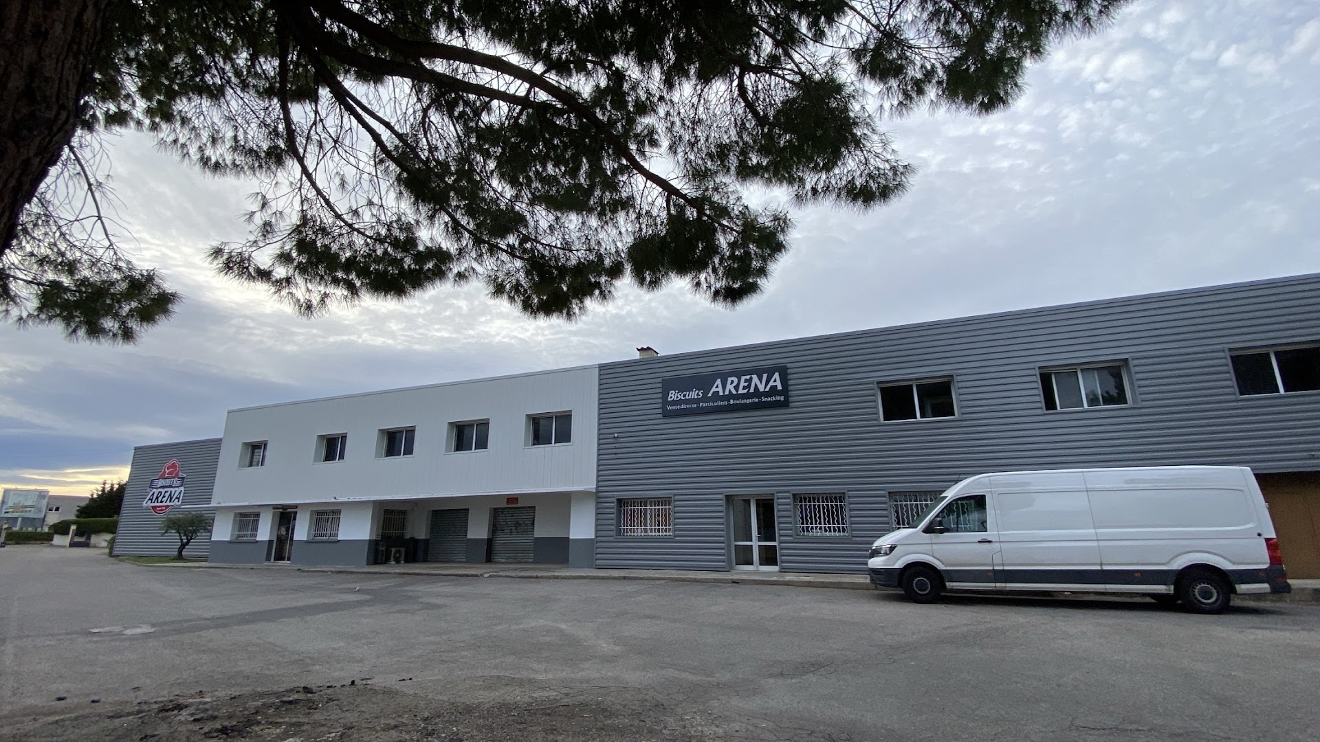 Photo Biscuits Arena