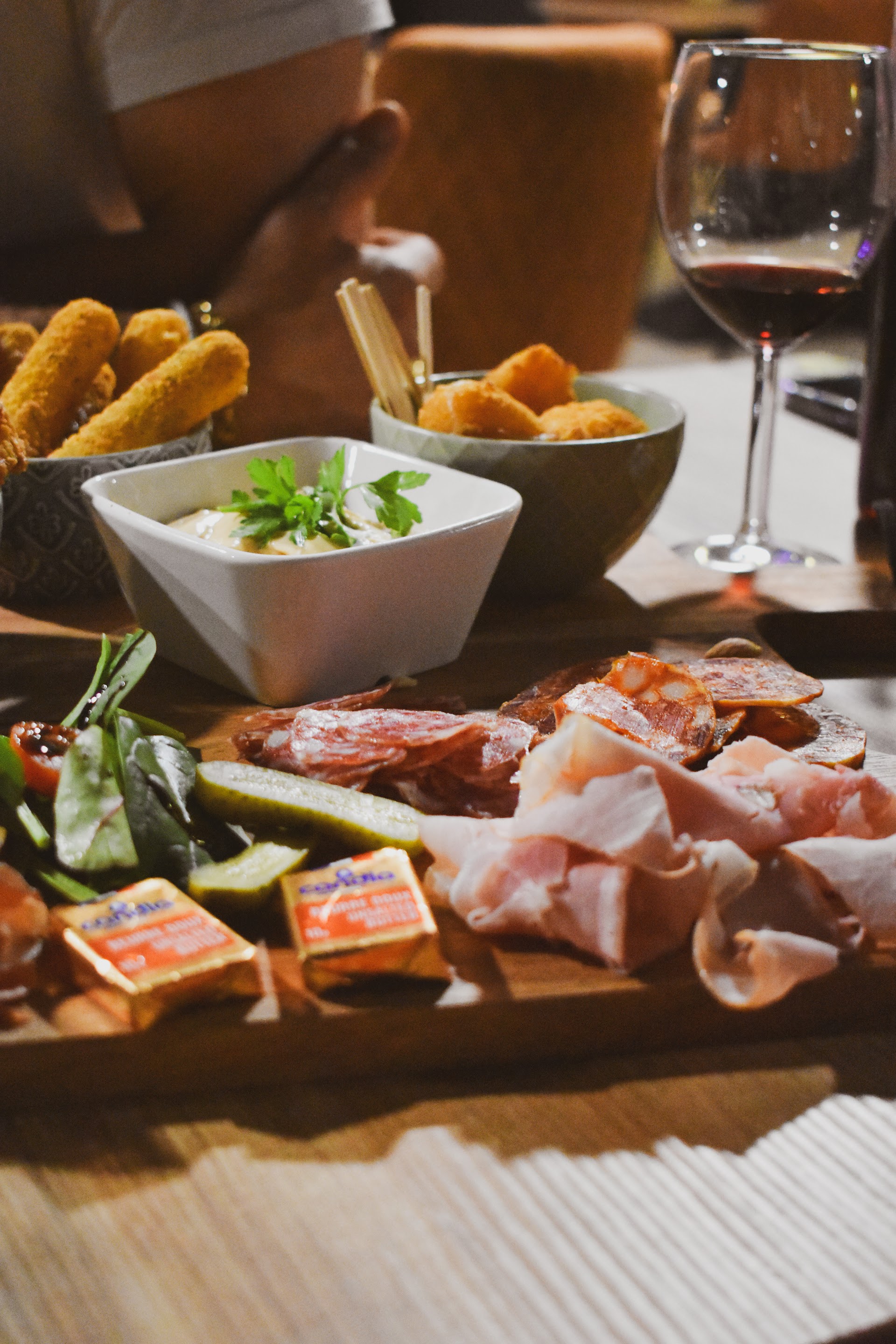 Photo Sing & Beer - Karaoké box & tapas restaurant