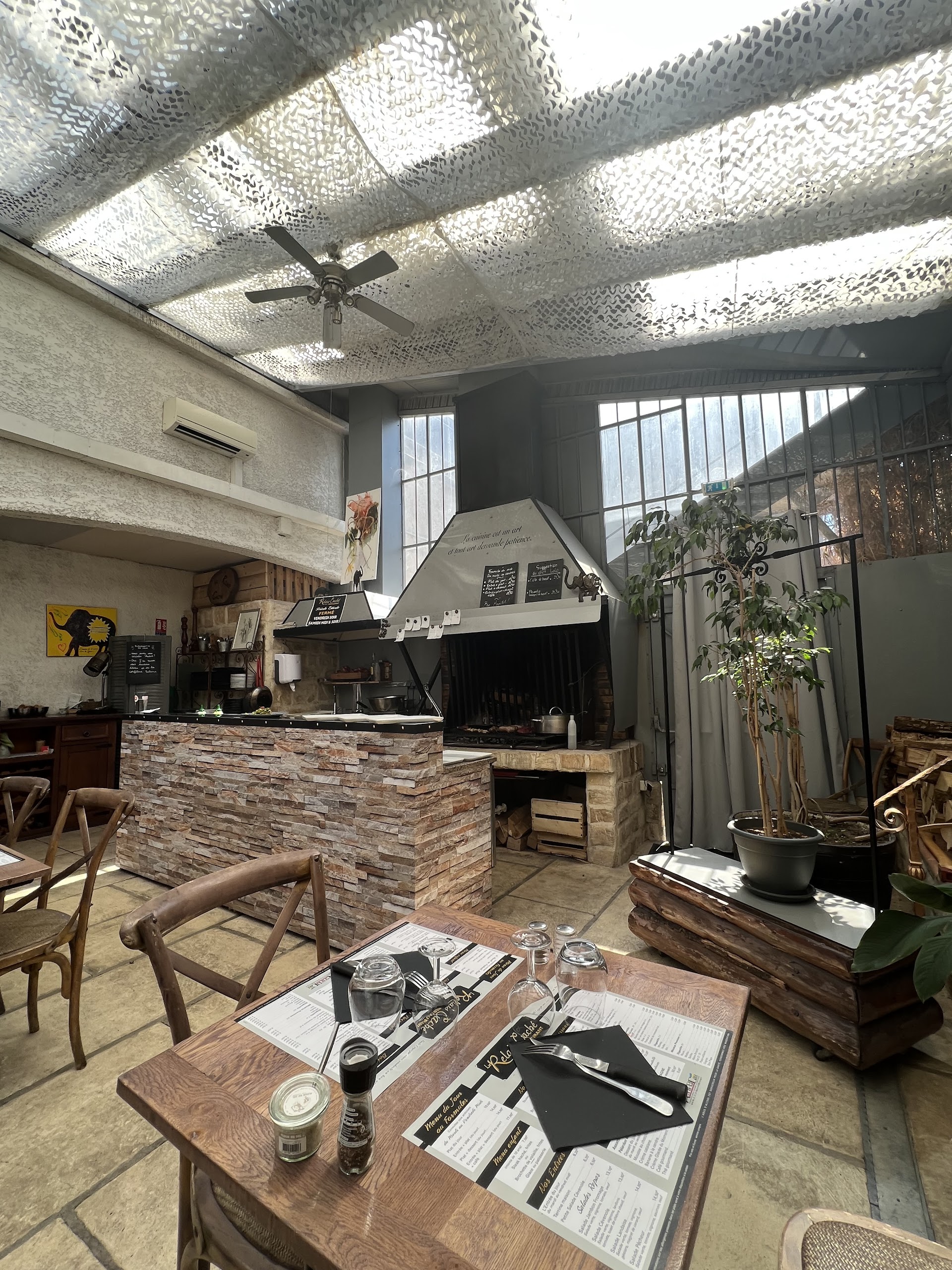 Photo Le relais caché