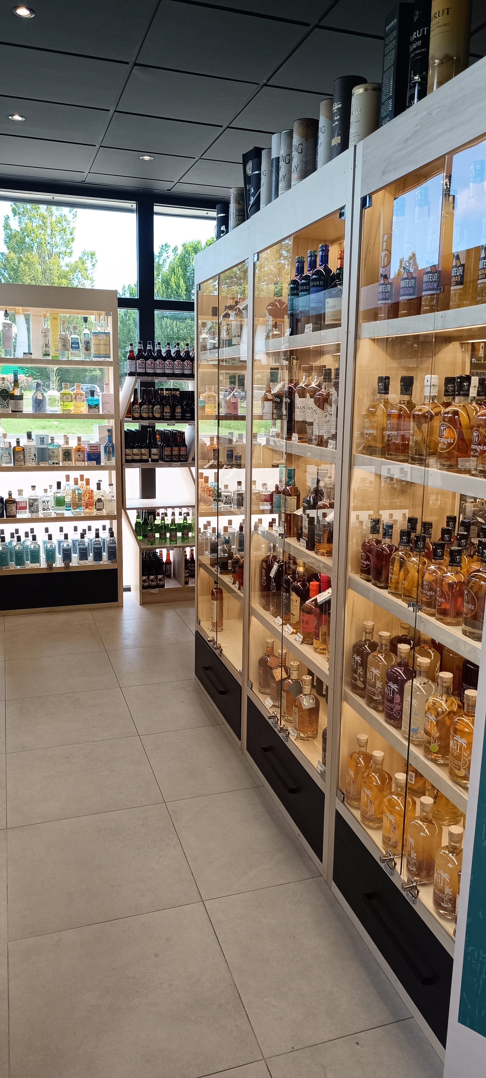 Photo V and B Nîmes Carré Sud