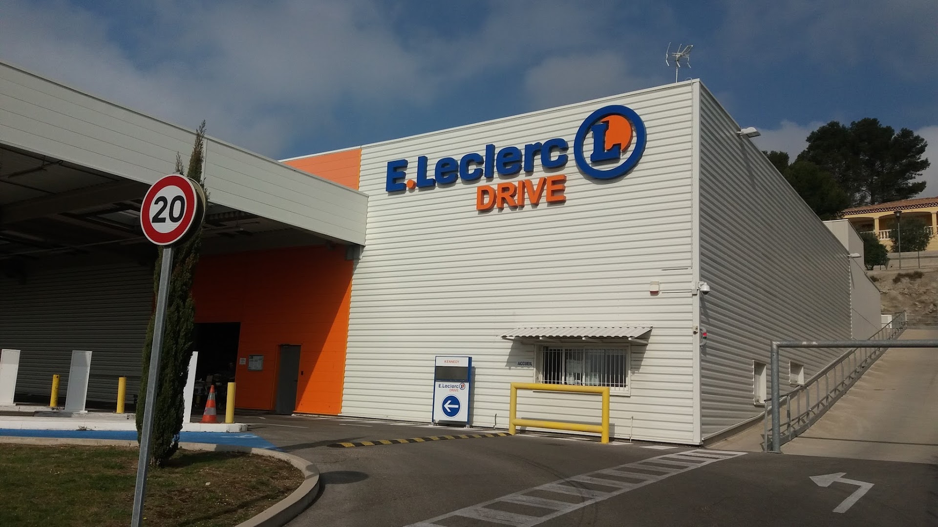 Photo E.Leclerc DRIVE Nîmes Kennedy