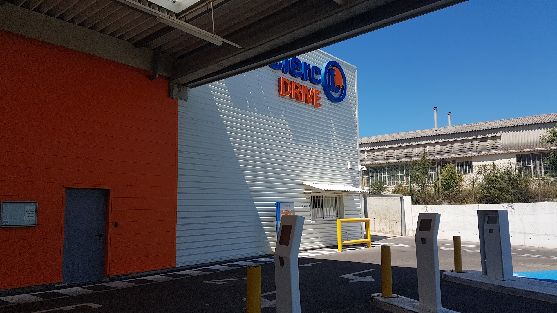 Photo E.Leclerc DRIVE Nîmes Kennedy