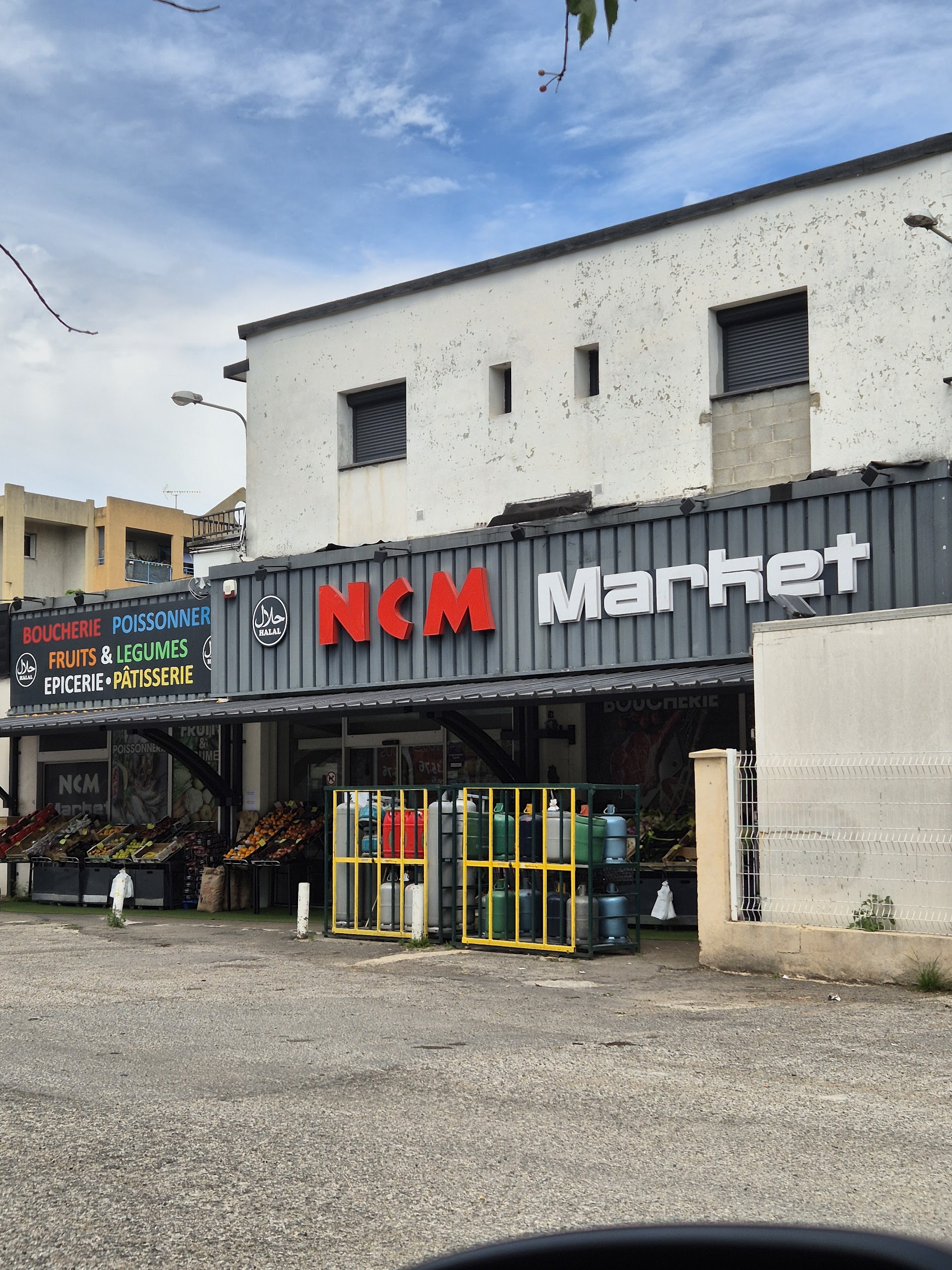 Photo Ncm Market Nîmes