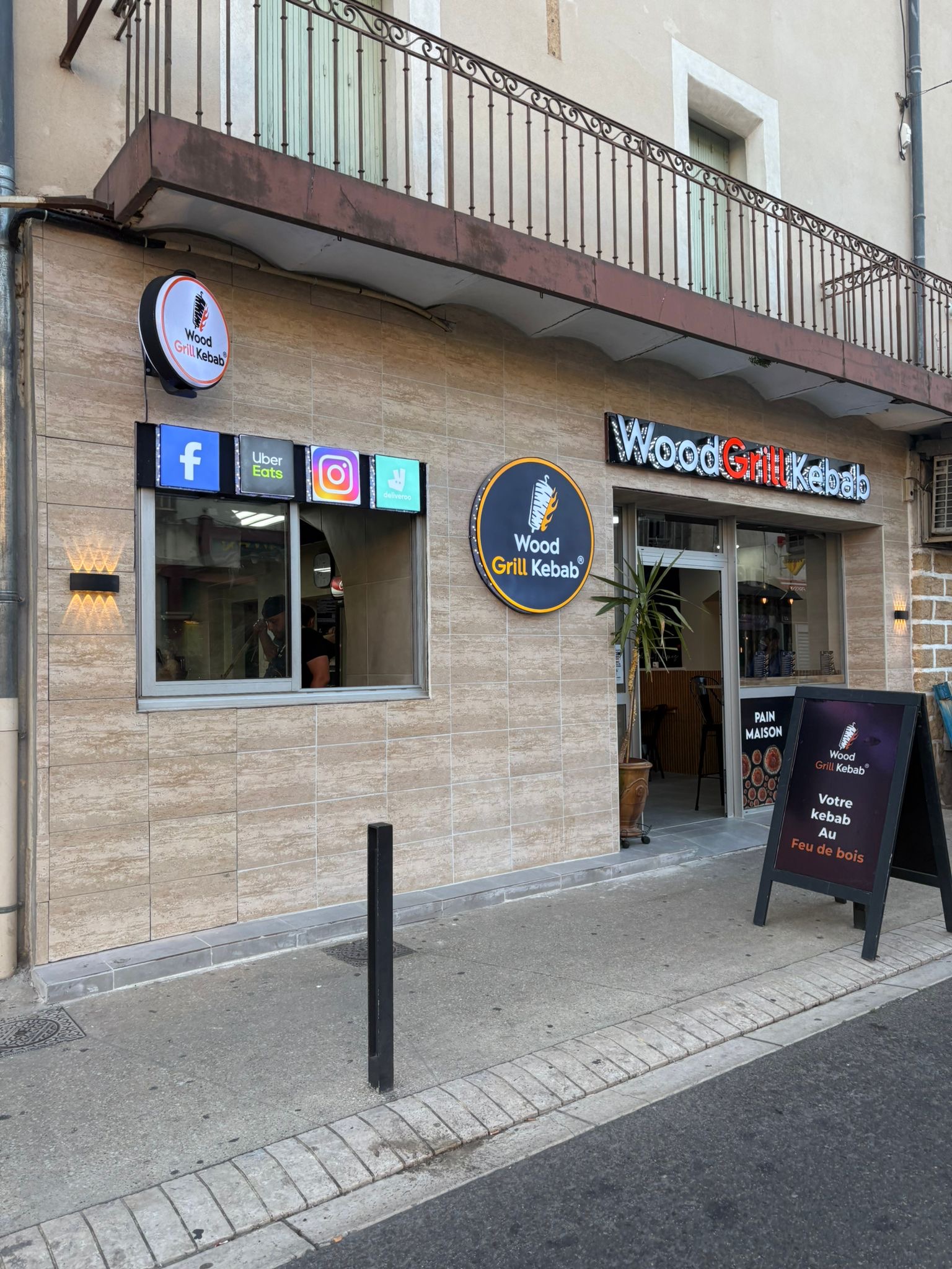 Photo WOOD GRILL KEBAB