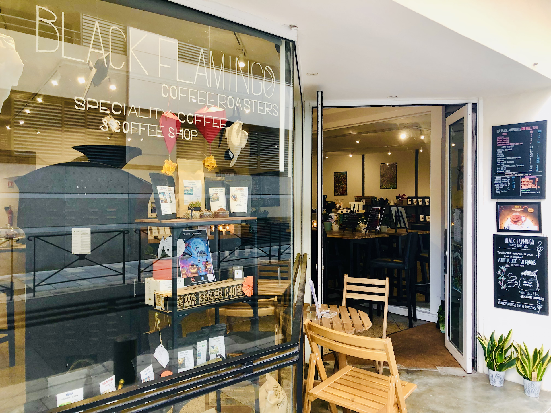 Photo Black Flamingo Coffee Roasters