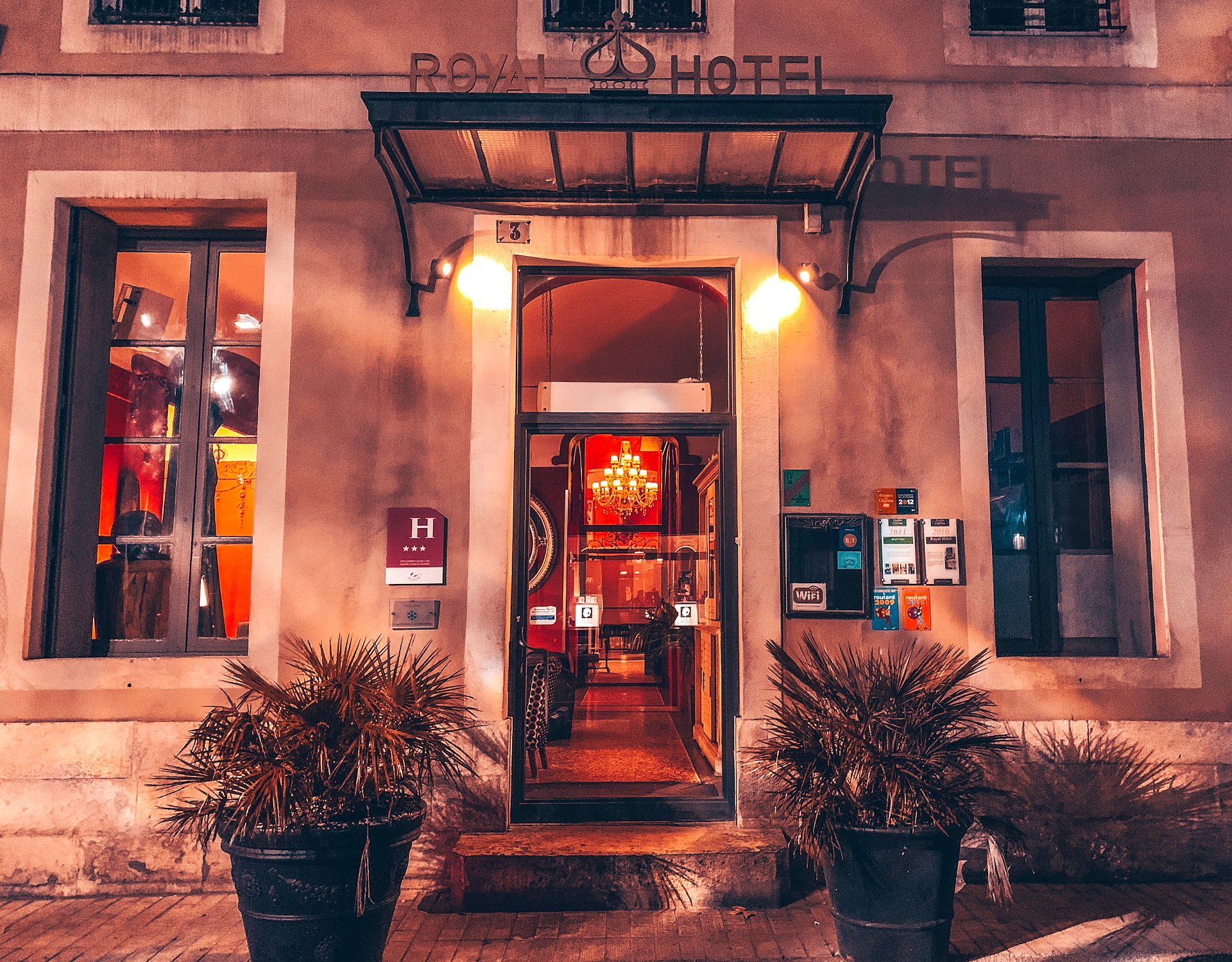 Photo Royal Hôtel Nîmes