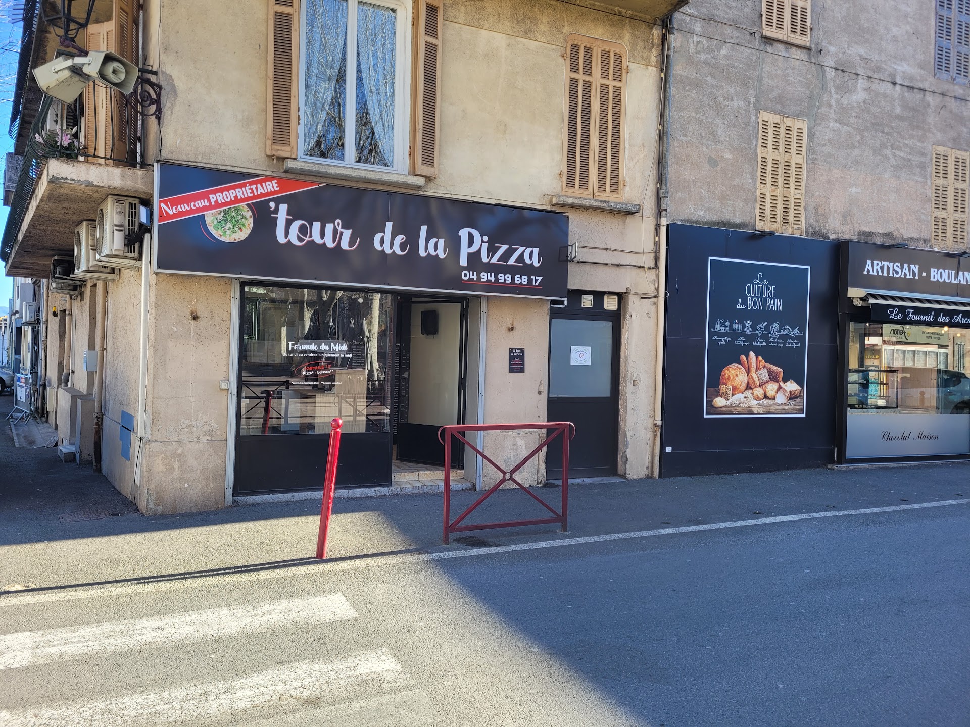 Photo pizzeria o'tour de la pizza