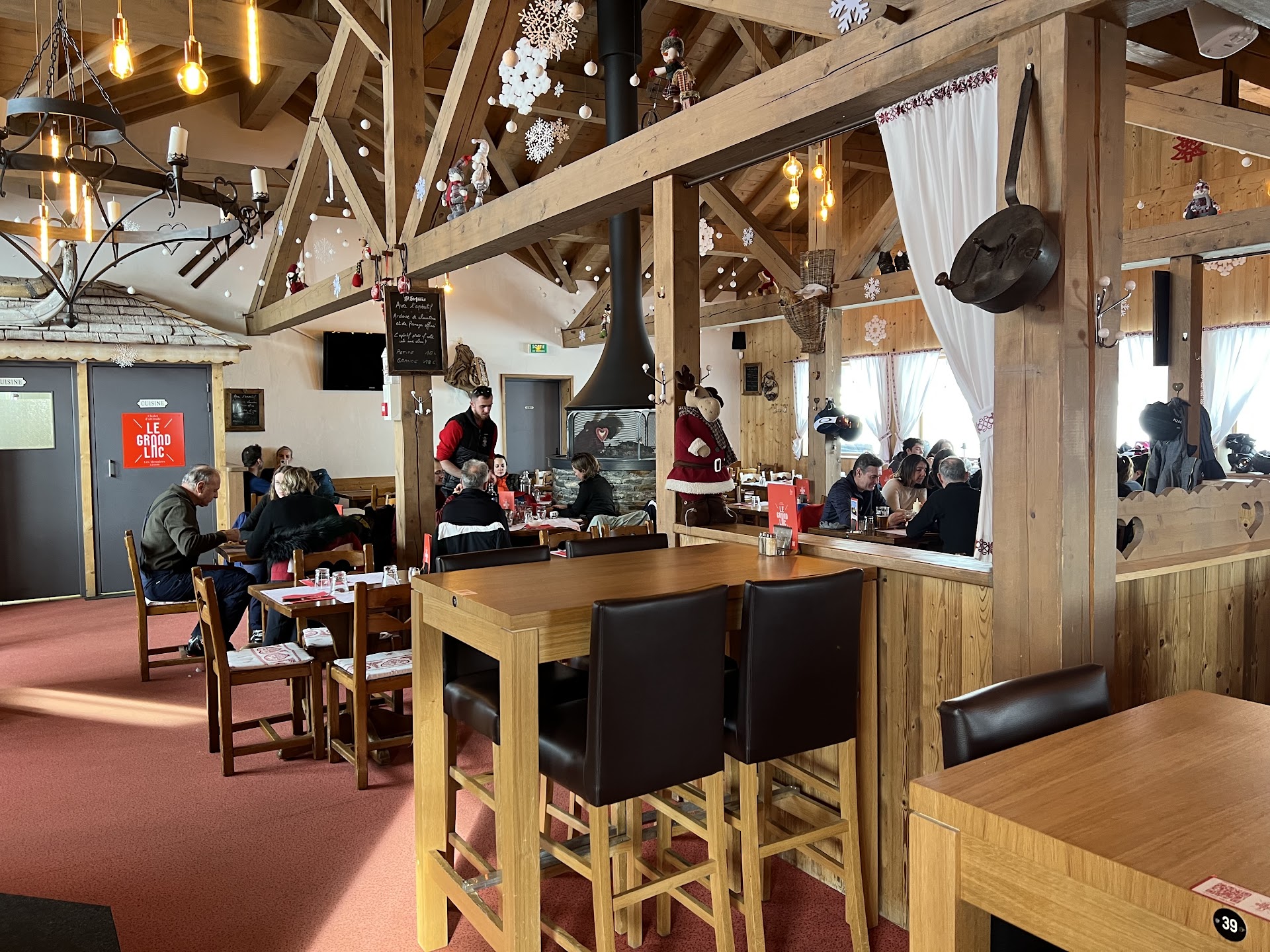 Photo Chalet d'altitude Restaurant Le Grand Lac