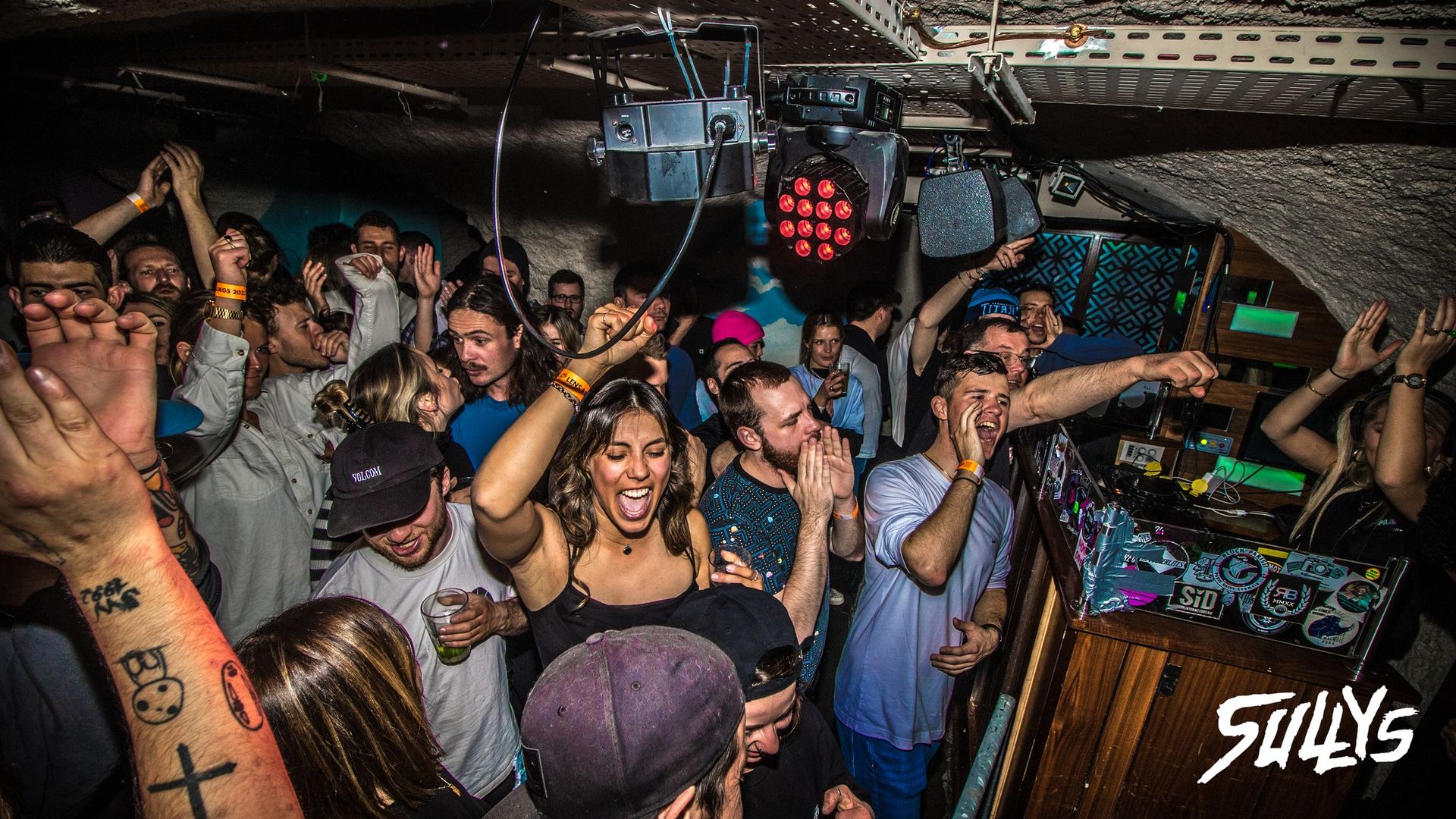 Photo Sullys Bar & Club Meribel