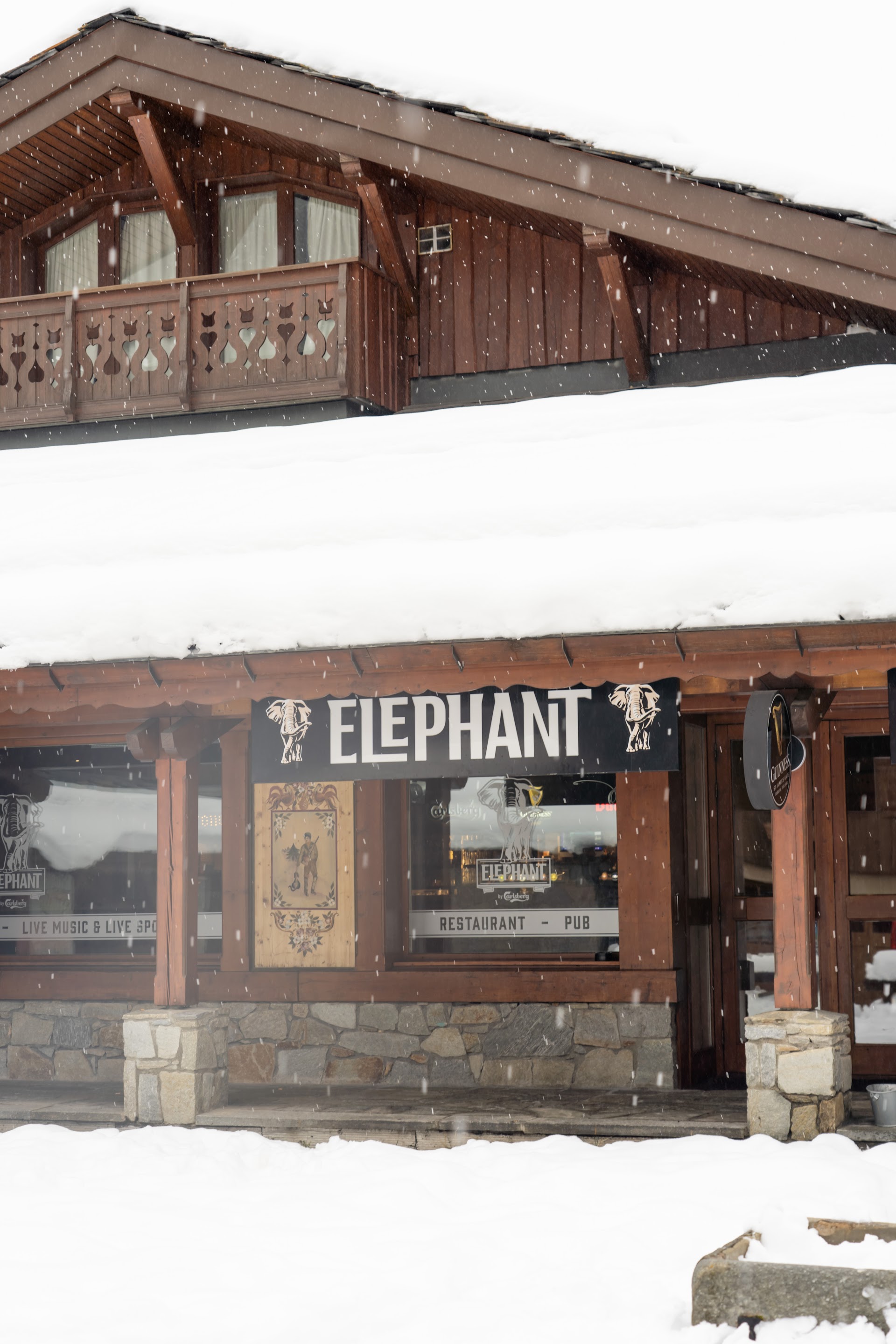 Photo Elephant Restaurant Bar Pizzeria