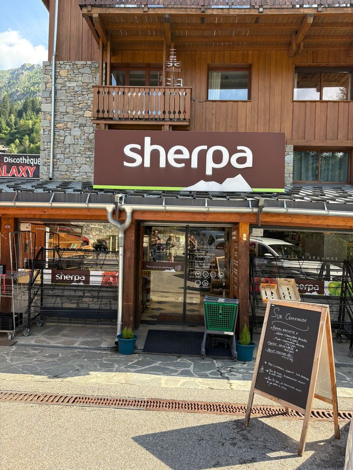 Photo Sherpa Supermarché Champagny Centre