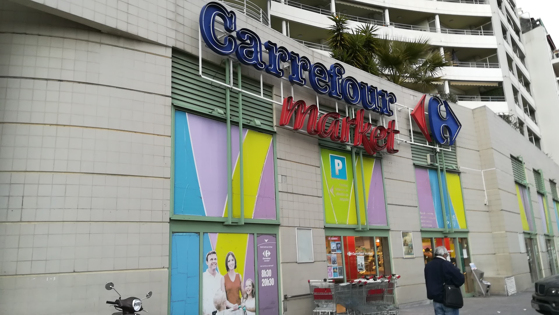 Photo Carrefour Market Nice Californie