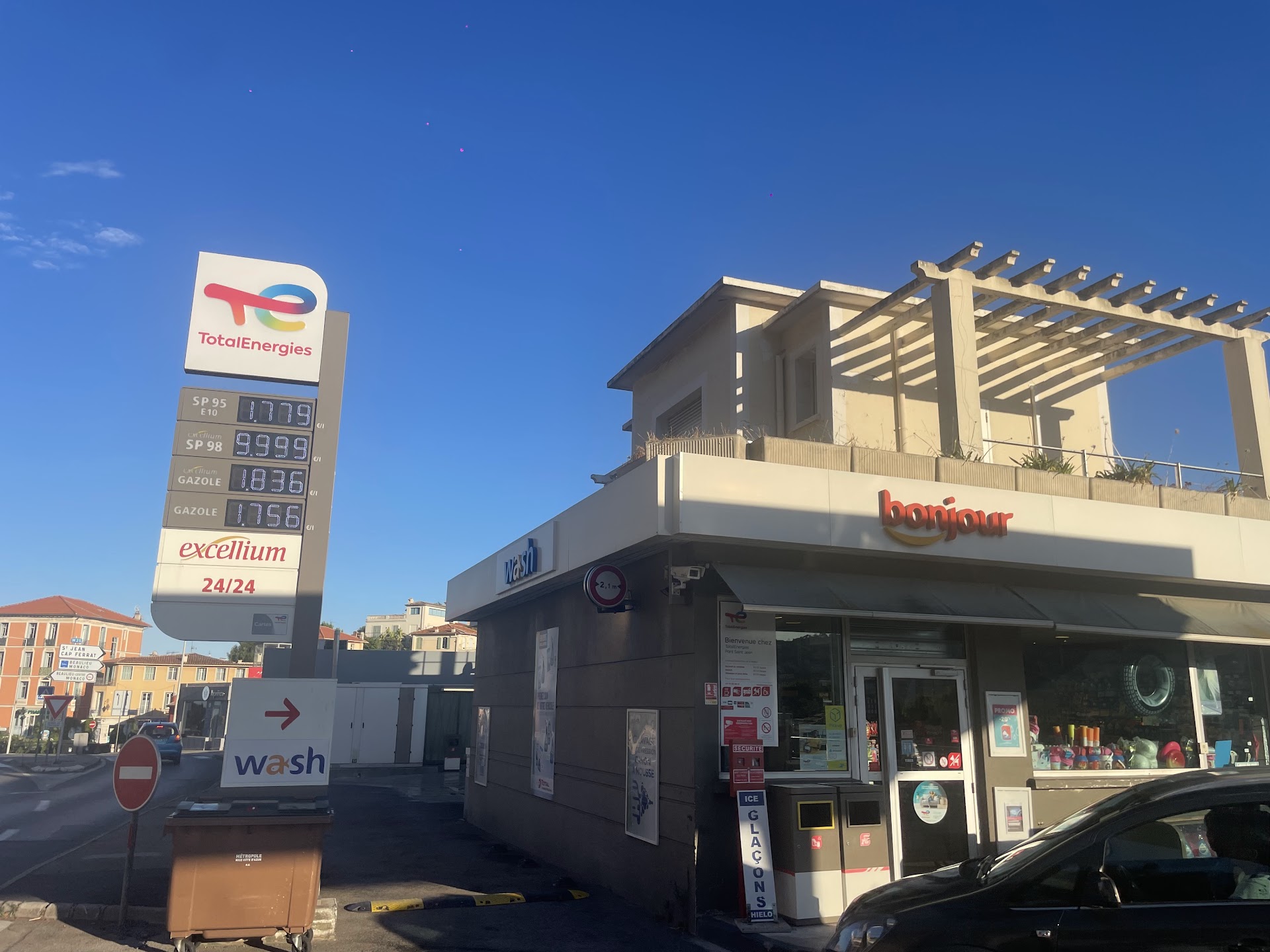 Photo TotalEnergies - RELAIS VILLEFRANCHE PONT ST JEAN